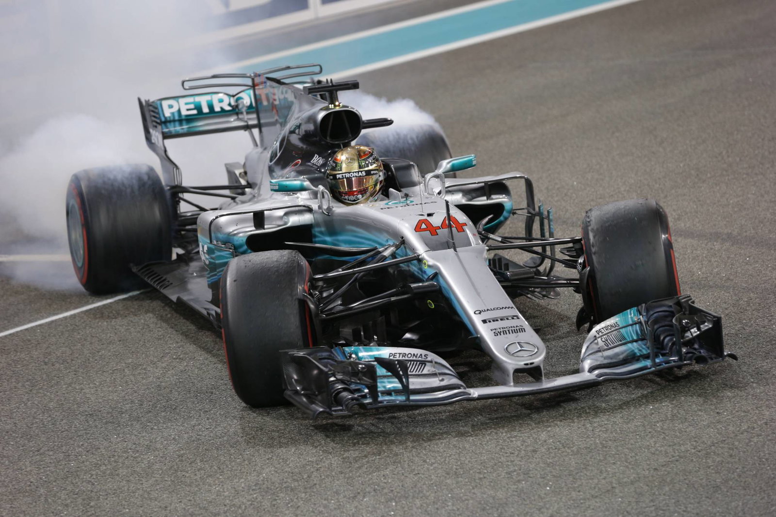 Williams postpones F1 2018 driver decision until new year