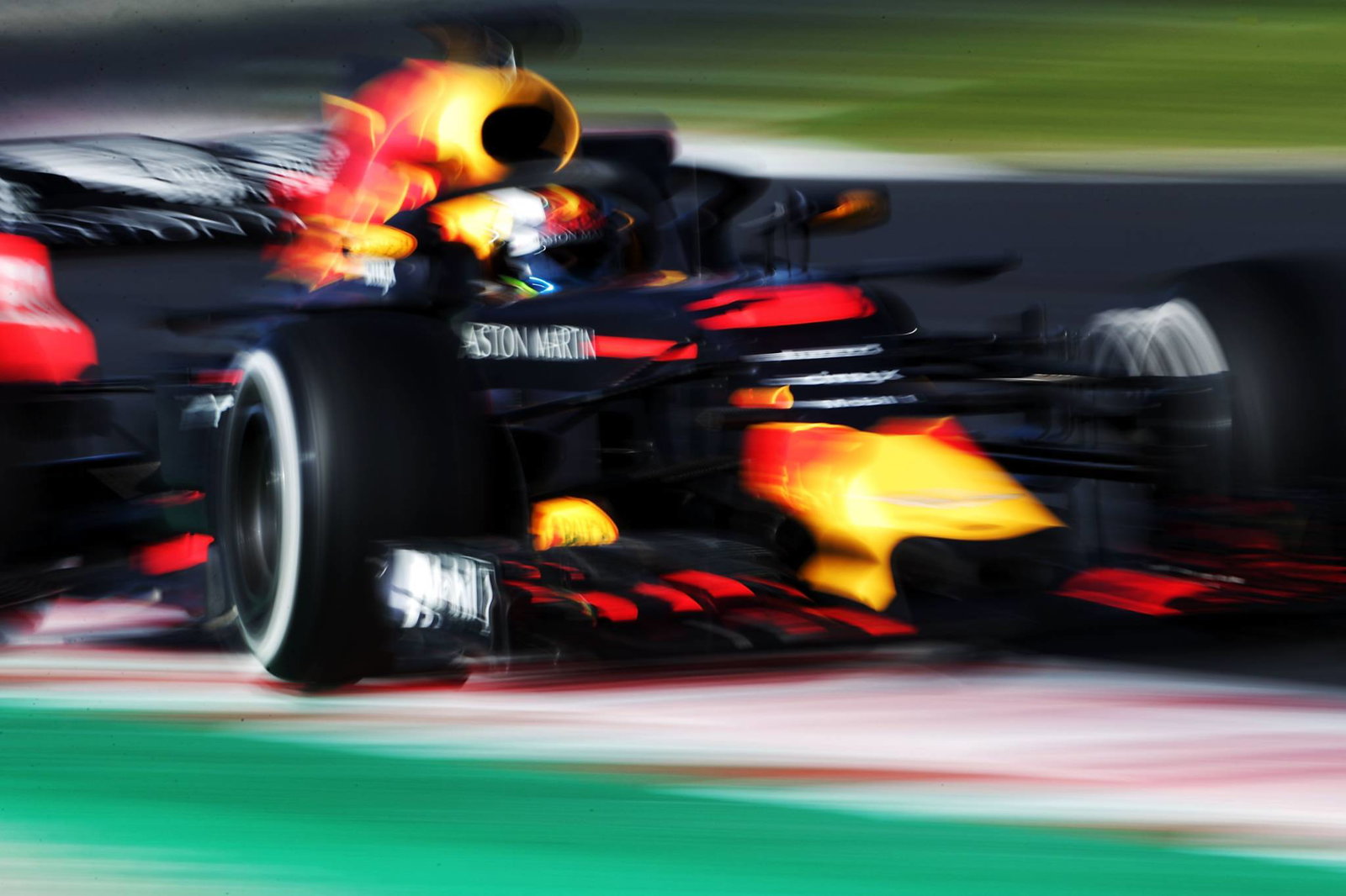 Tes F1 Barcelona 2 Kali - Rabu pukul 12 siang