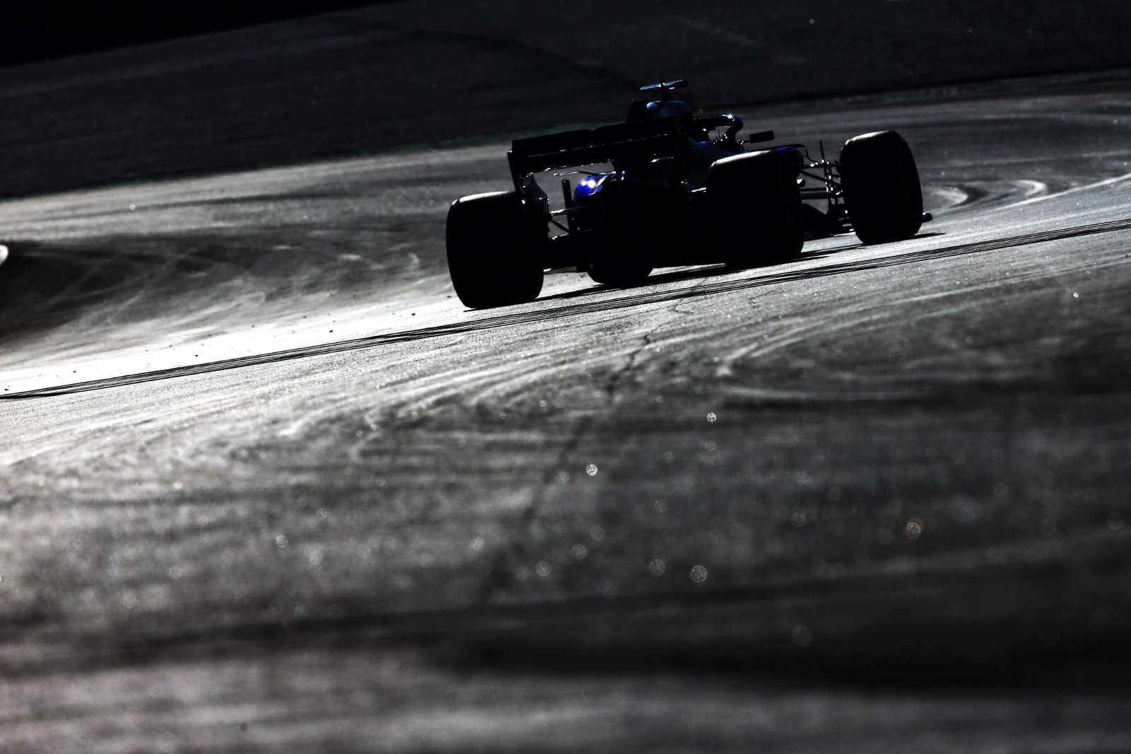 Tes F1 Barcelona 2 Kali - Jumat 15:00