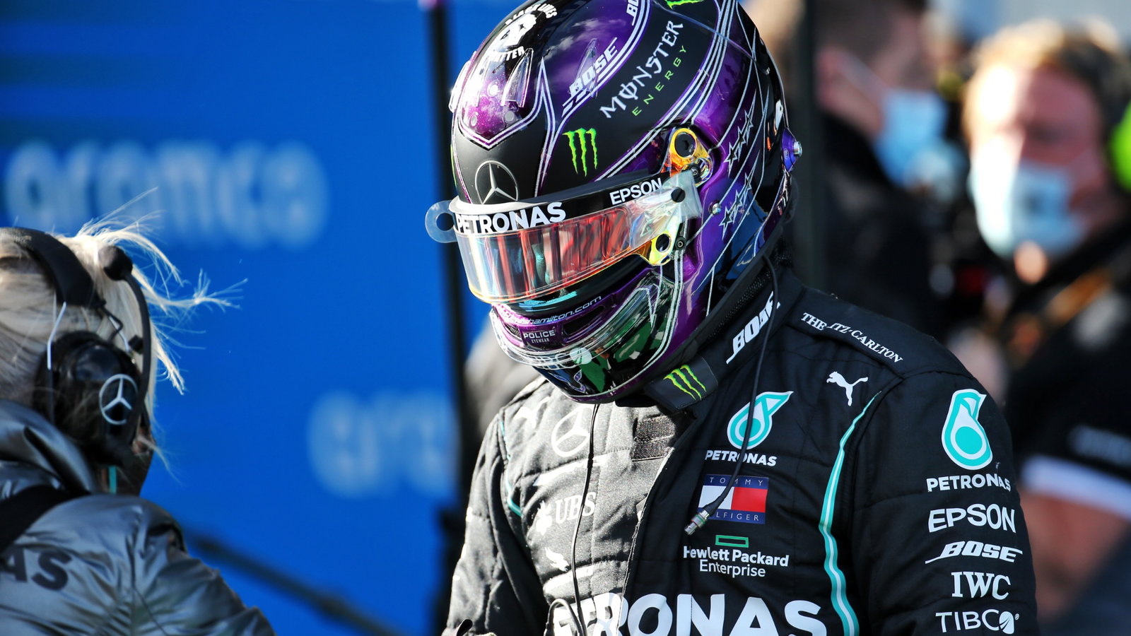 Lewis Hamilton (GBR) Mercedes AMG F1 in qualifying parc ferme.