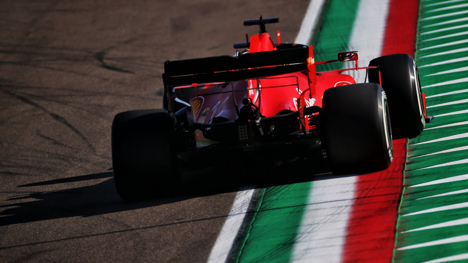 Sebastian Vettel (GER) Ferrari SF1000.