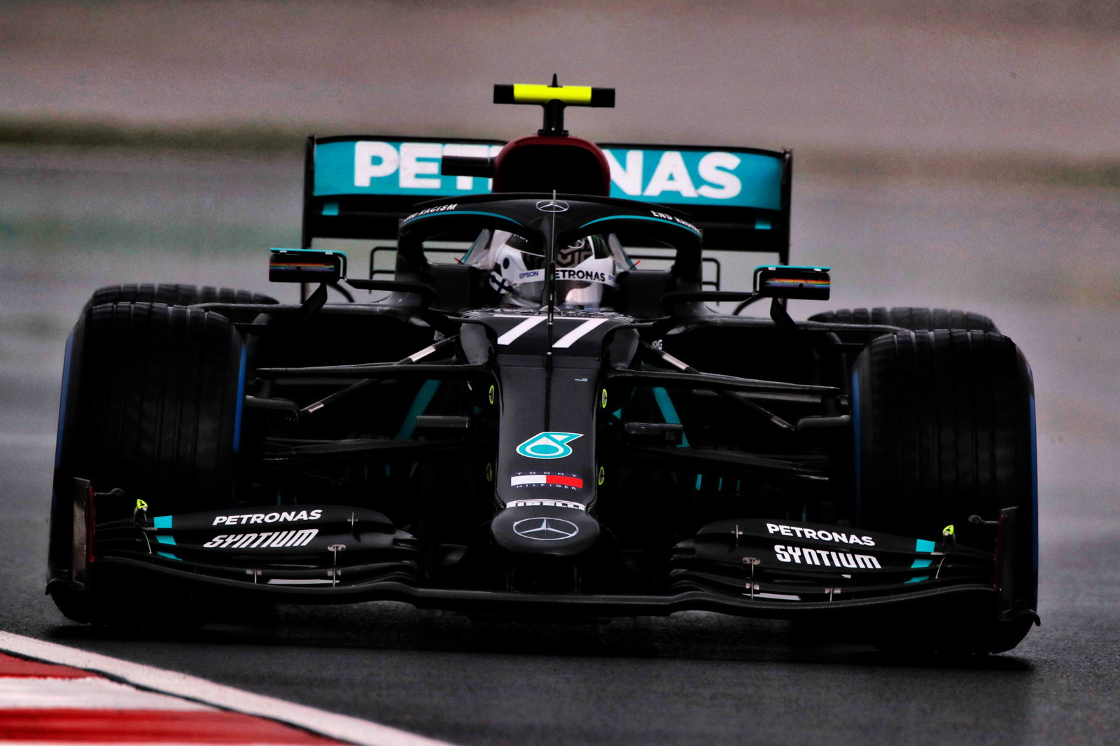 Valtteri Bottas (FIN) Mercedes AMG F1 W11.