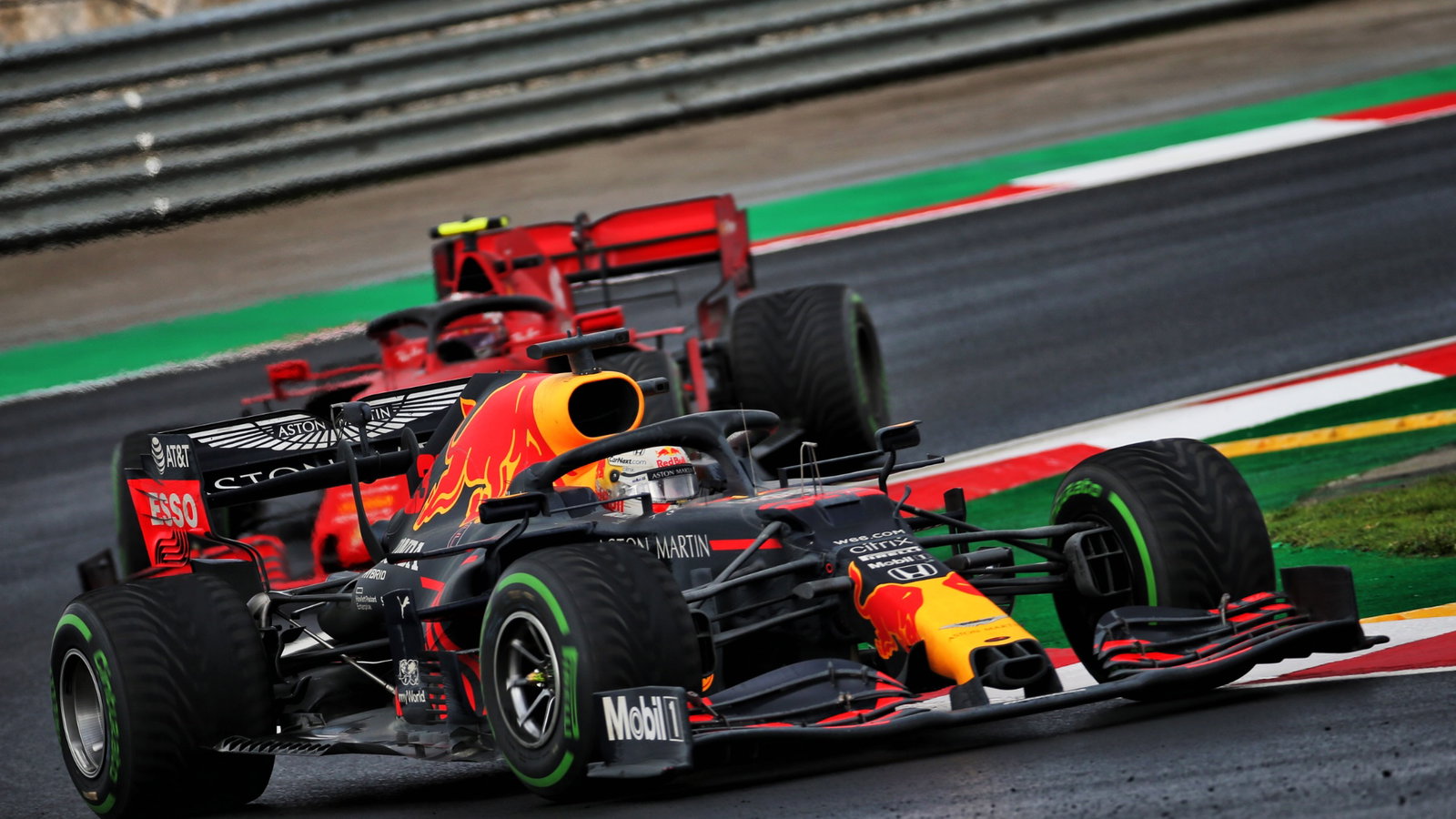 Max Verstappen (NLD) Red Bull Racing RB16.