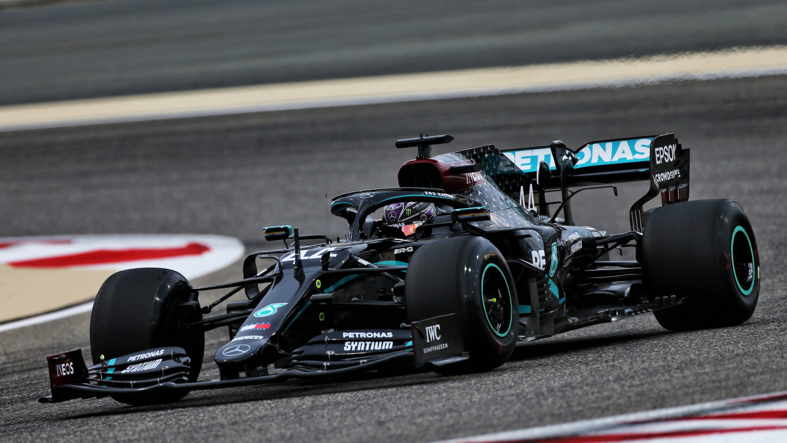 Lewis Hamilton (GBR) Mercedes AMG F1 W11.