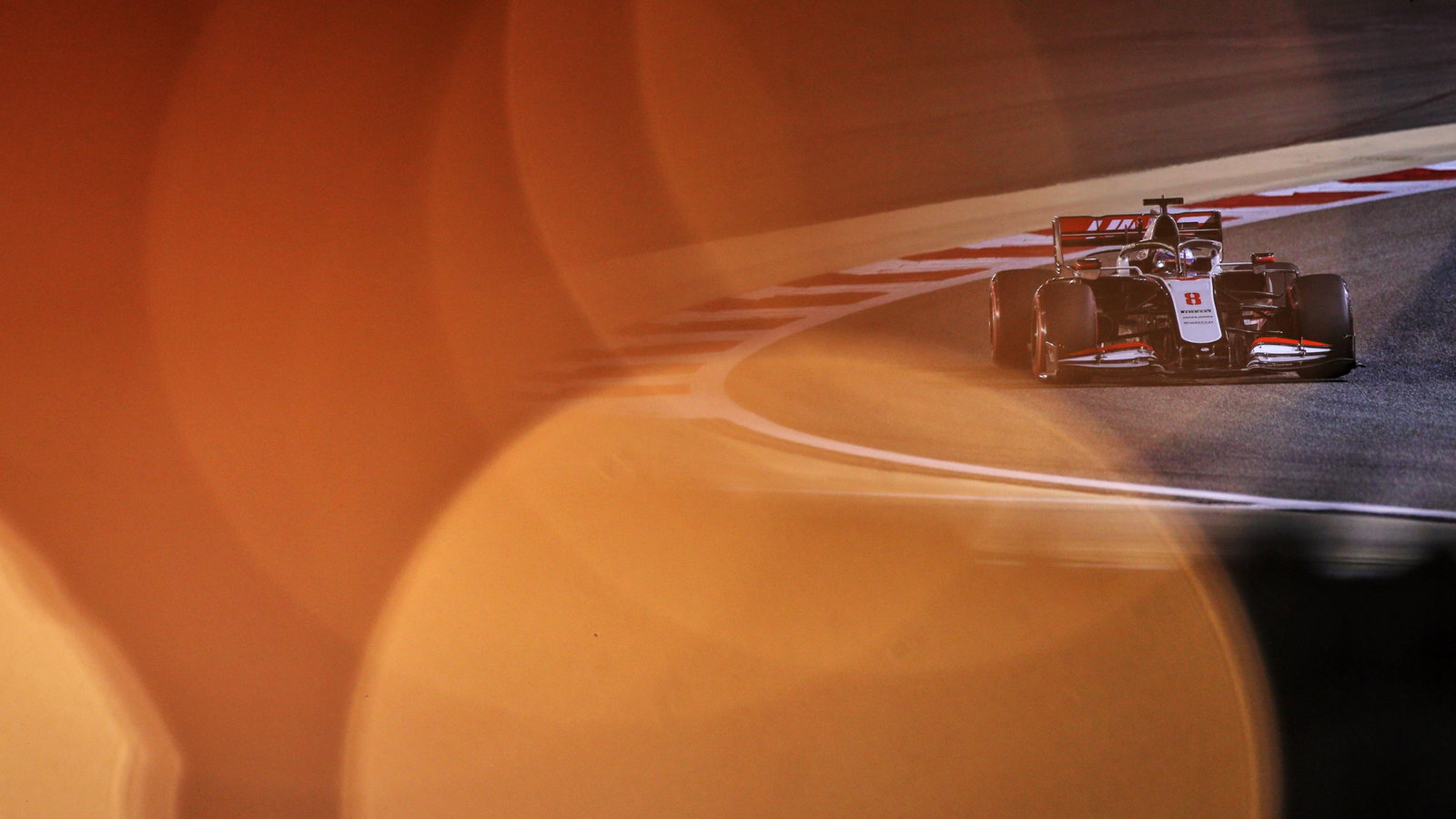 Romain Grosjean (FRA) Haas F1 Team VF-20.