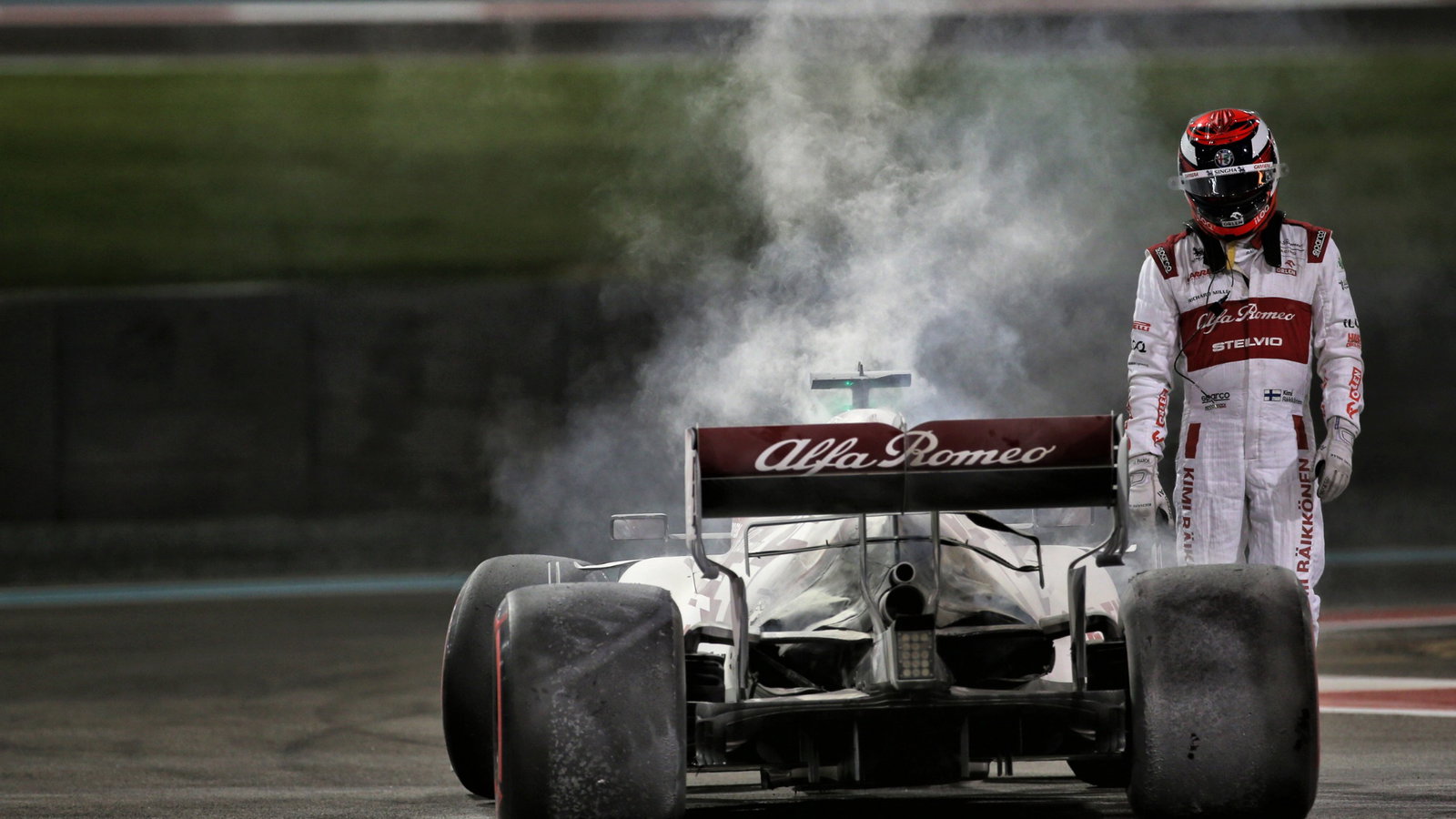 Kimi Raikkonen (FIN) Alfa Romeo Racing C39 in the second practice session.