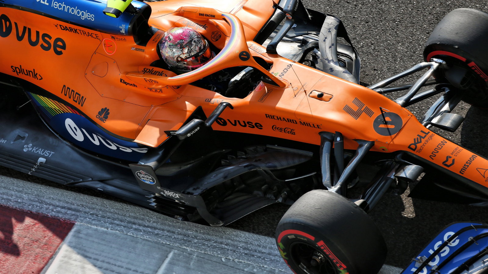 Lando Norris (GBR) McLaren MCL35.