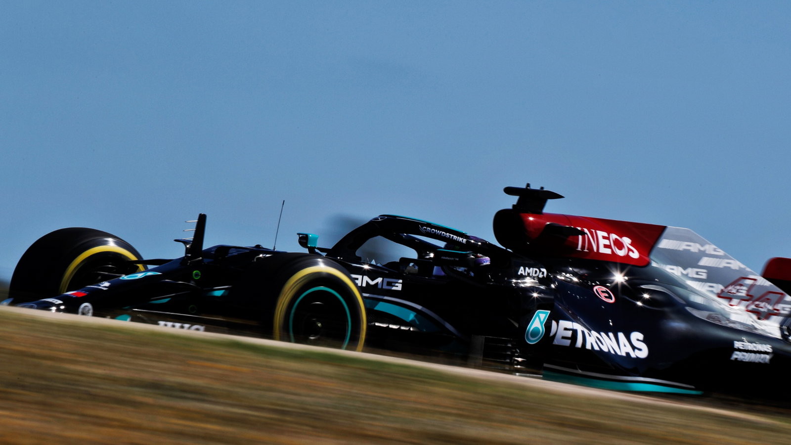 Lewis Hamilton (GBR) Mercedes AMG F1 W12.