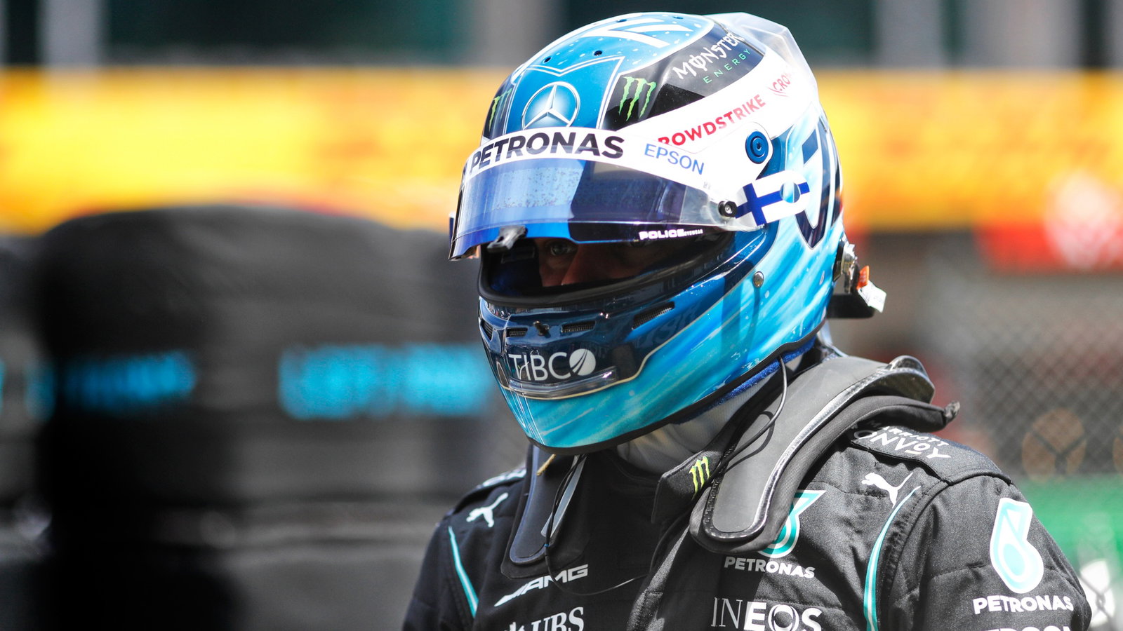 Valtteri Bottas (FIN) Mercedes AMG F1 on the grid.