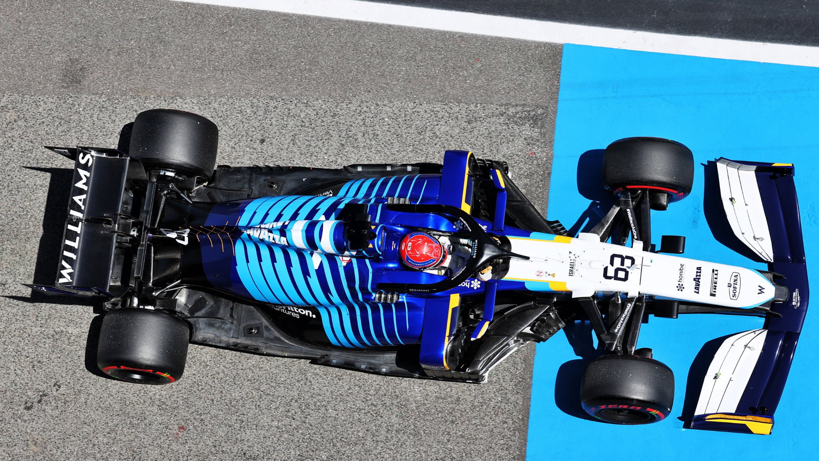 George Russell (GBR) Williams Racing FW43B.