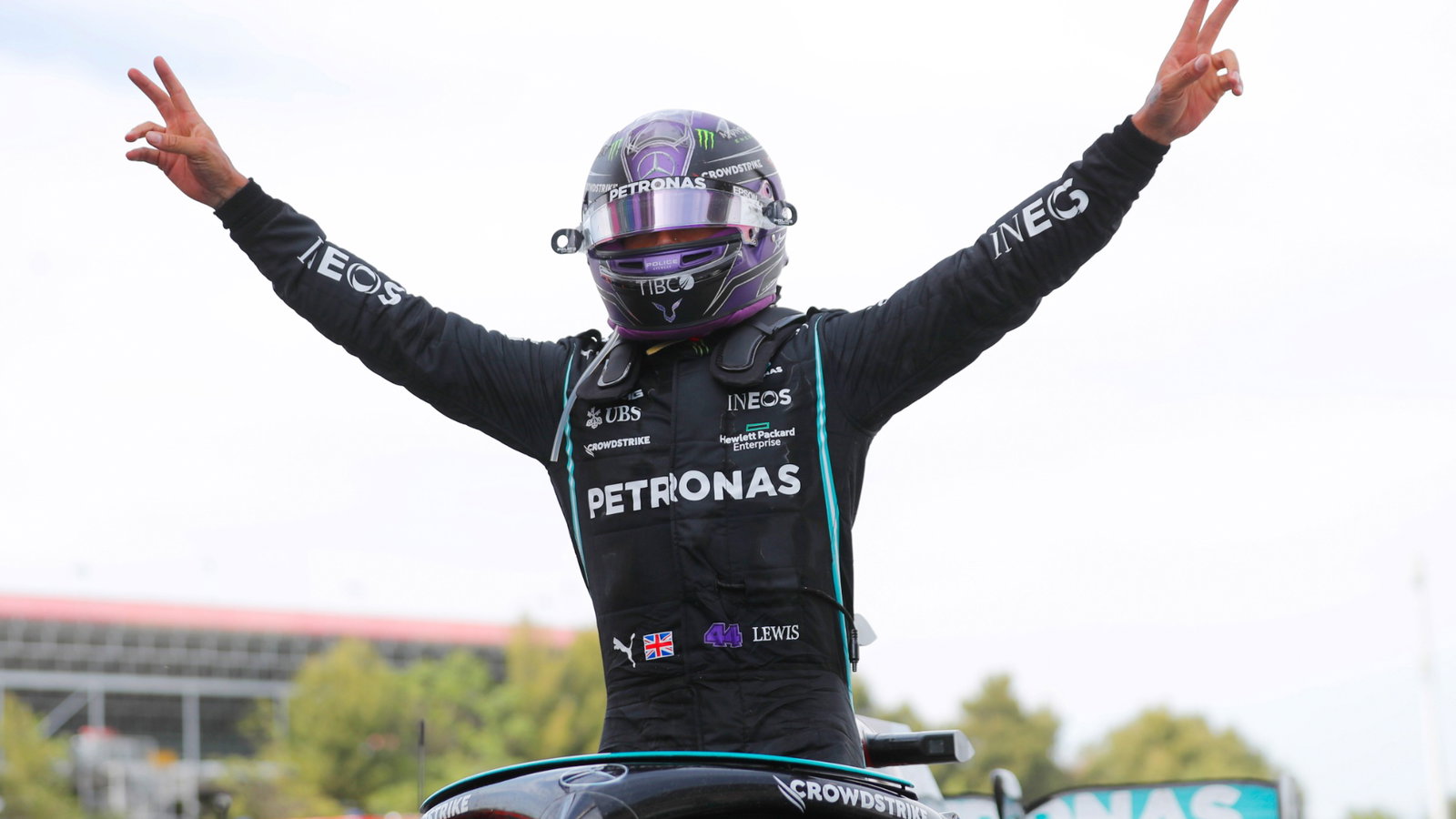 Race winner Lewis Hamilton (GBR) Mercedes AMG F1 W12 celebrates in parc ferme.