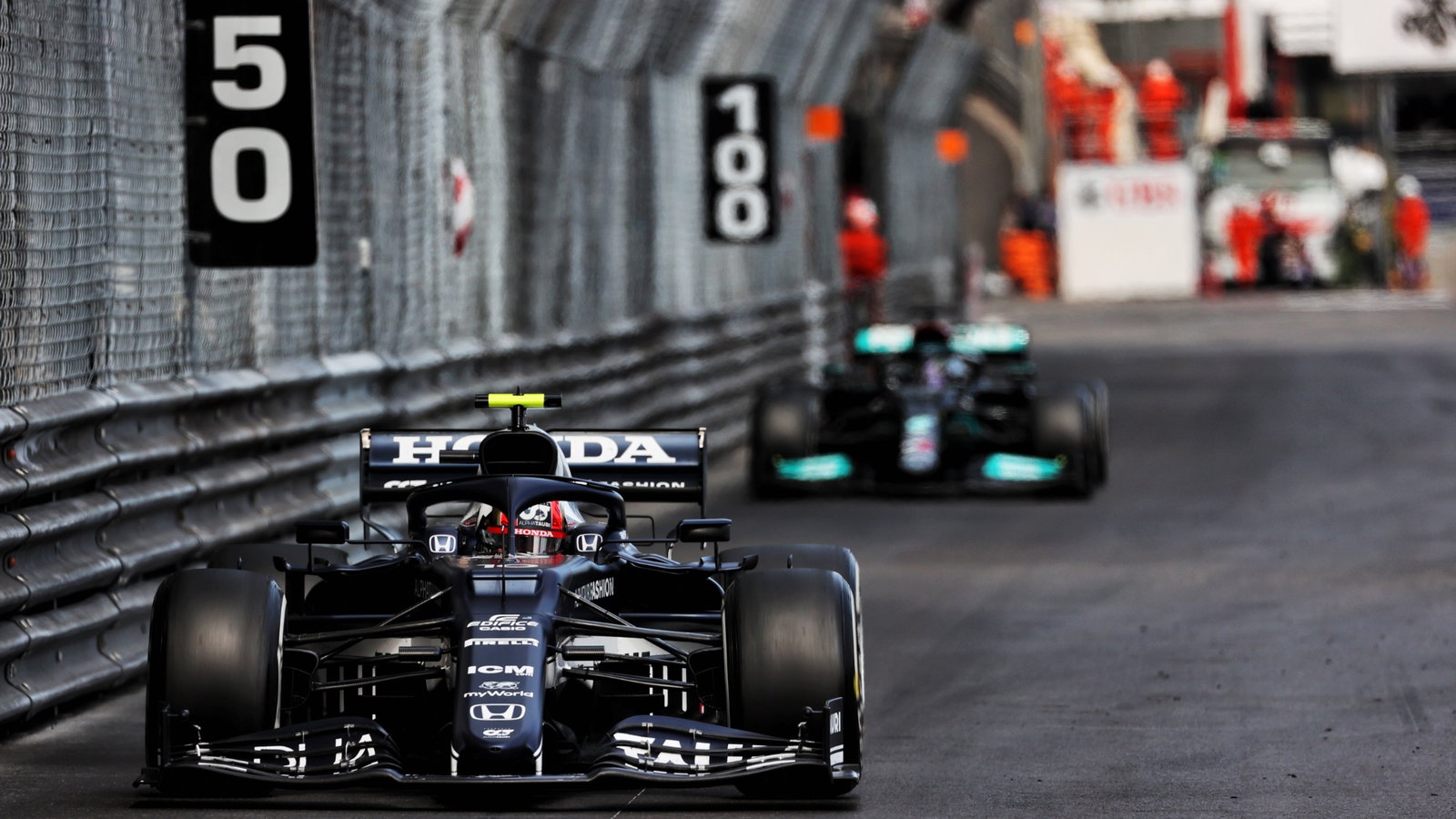 Pierre Gasly (FRA) AlphaTauri AT02.