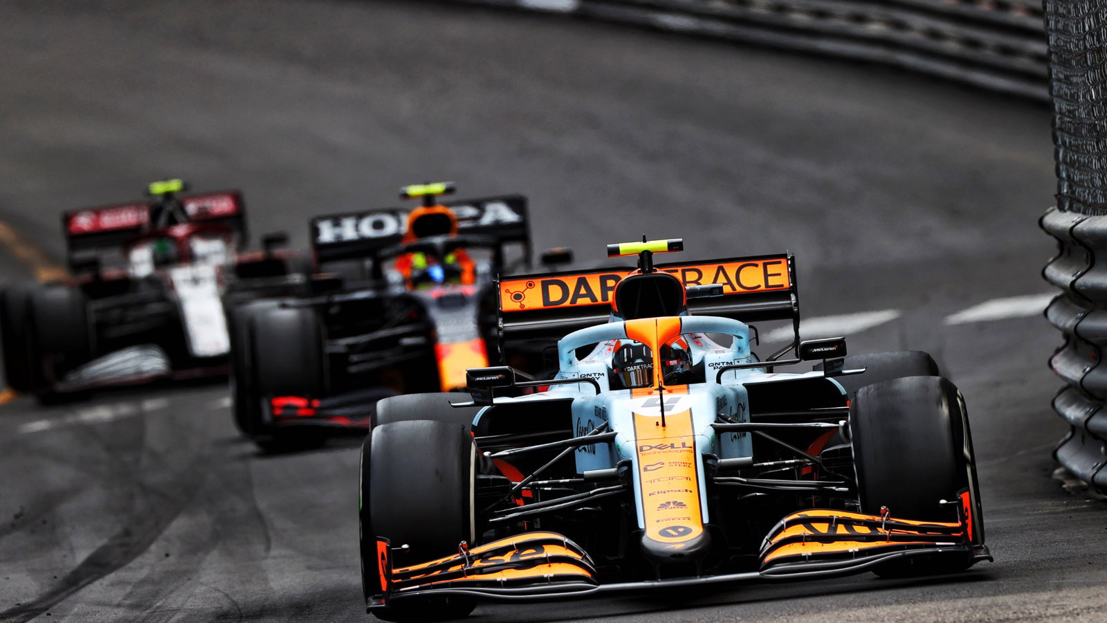 Lando Norris (GBR) McLaren MCL35M.