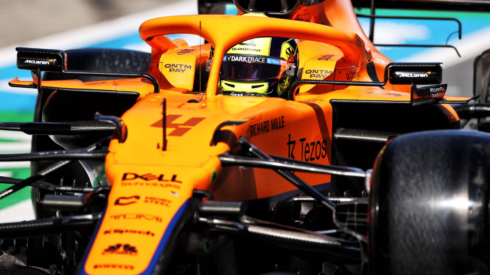 Lando Norris (GBR) McLaren MCL35M.