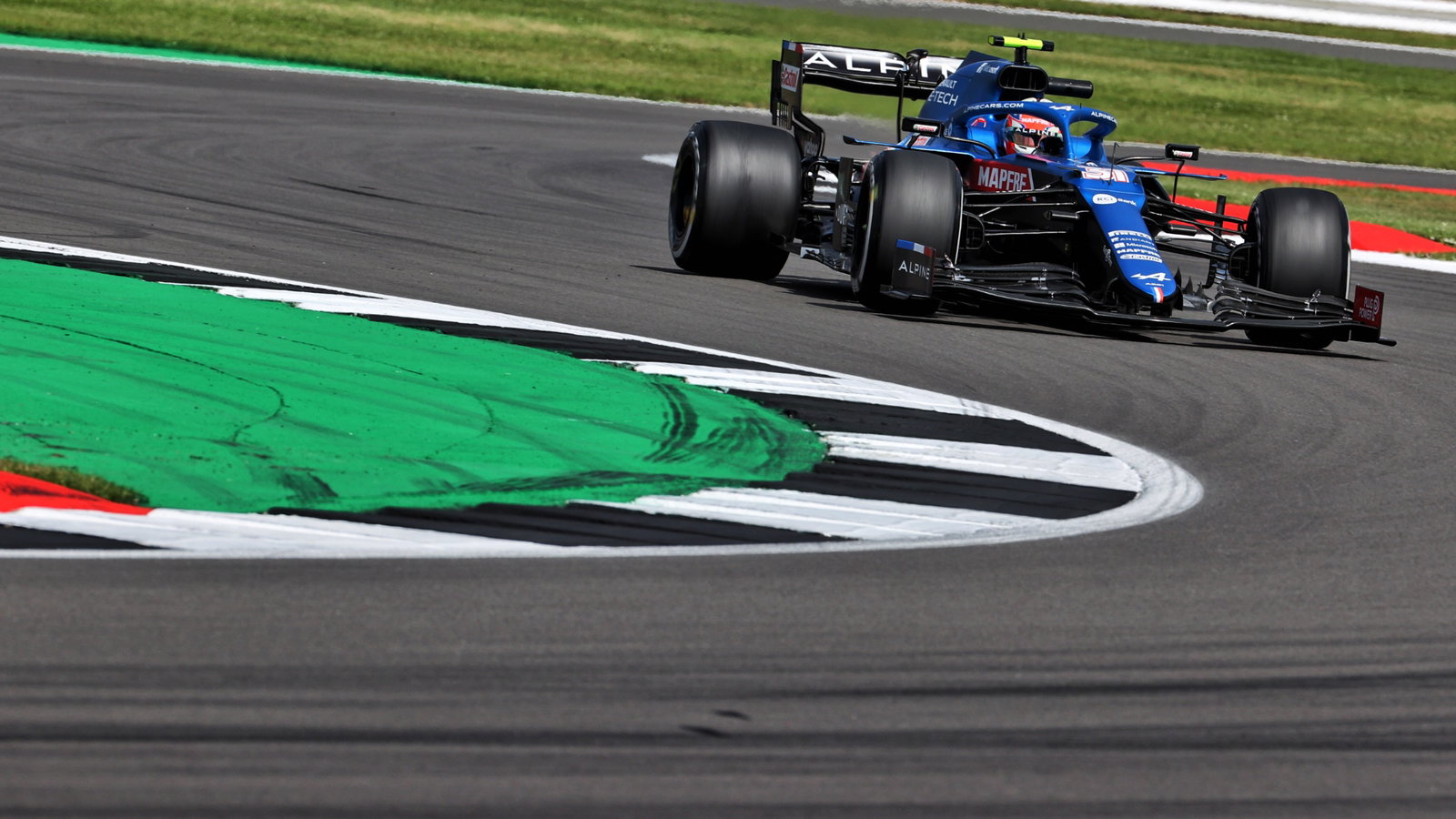 Esteban Ocon (FRA) Alpine F1 Team A521.