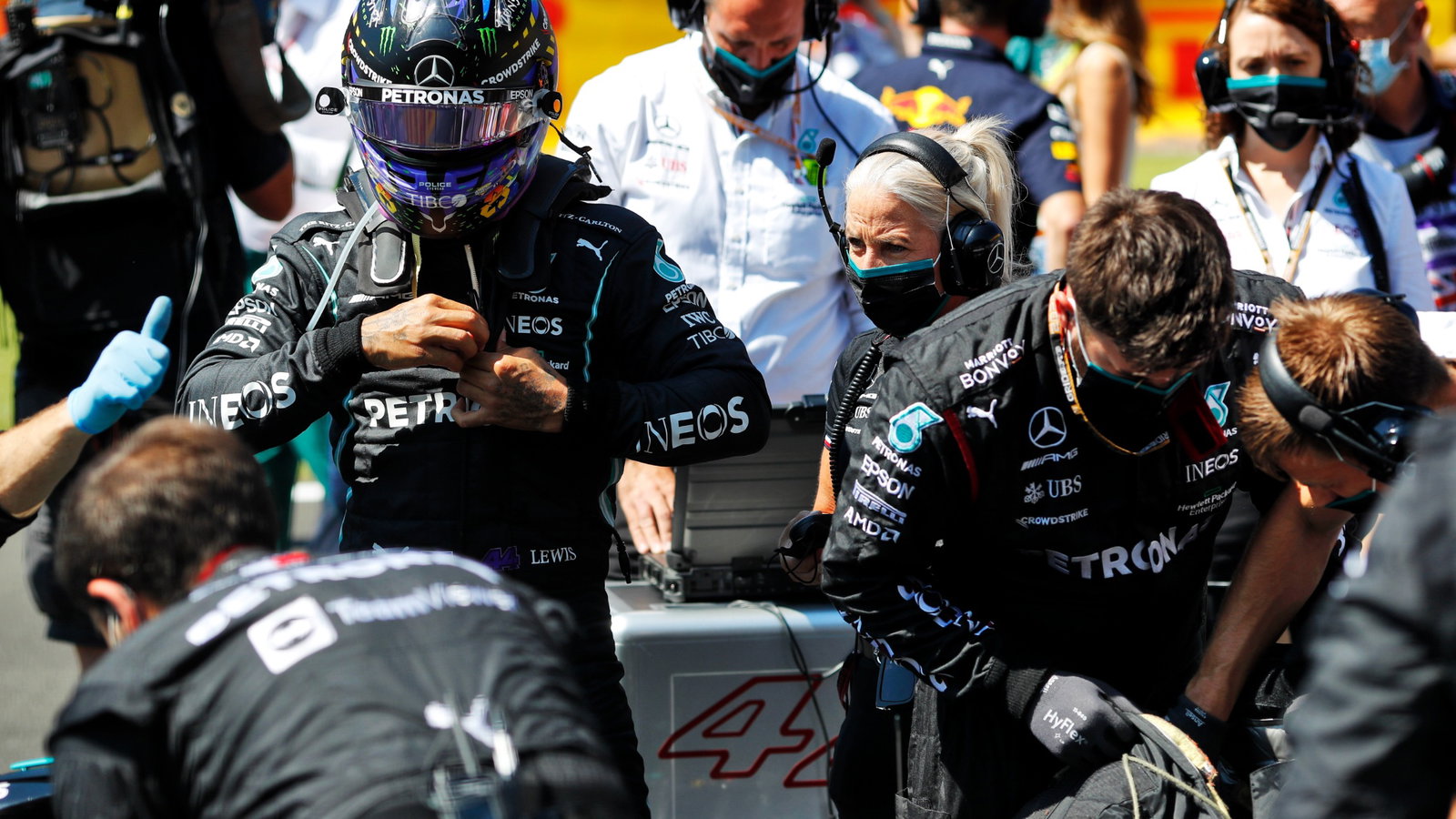 Lewis Hamilton (GBR) Mercedes AMG F1 on the grid.