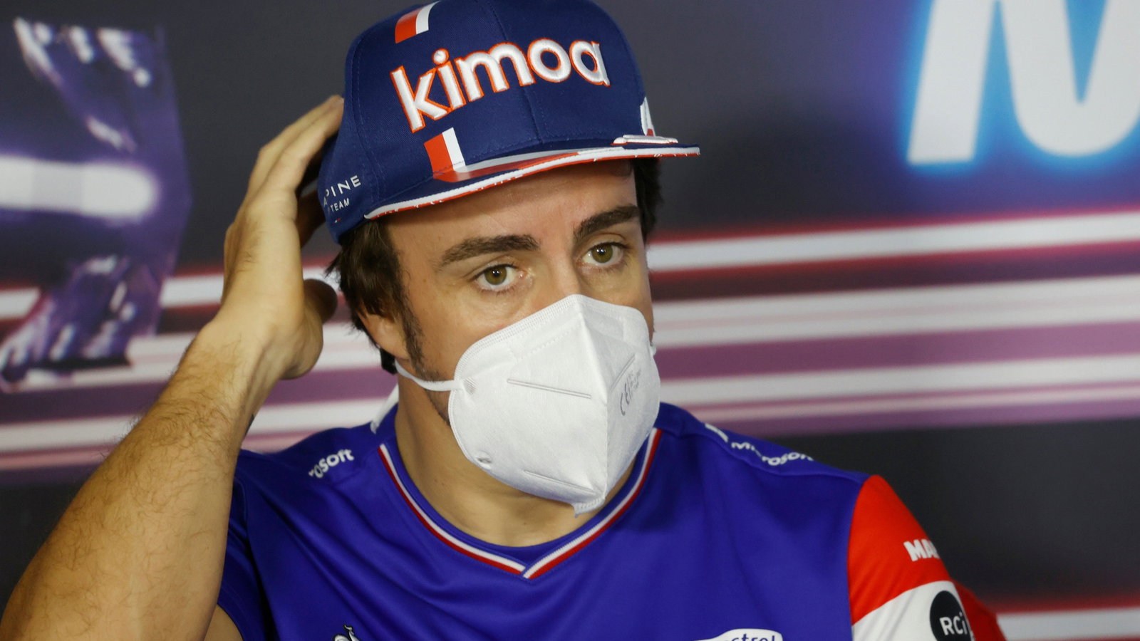 Fernando Alonso (ESP) Alpine F1 Team in the FIA Press Conference.