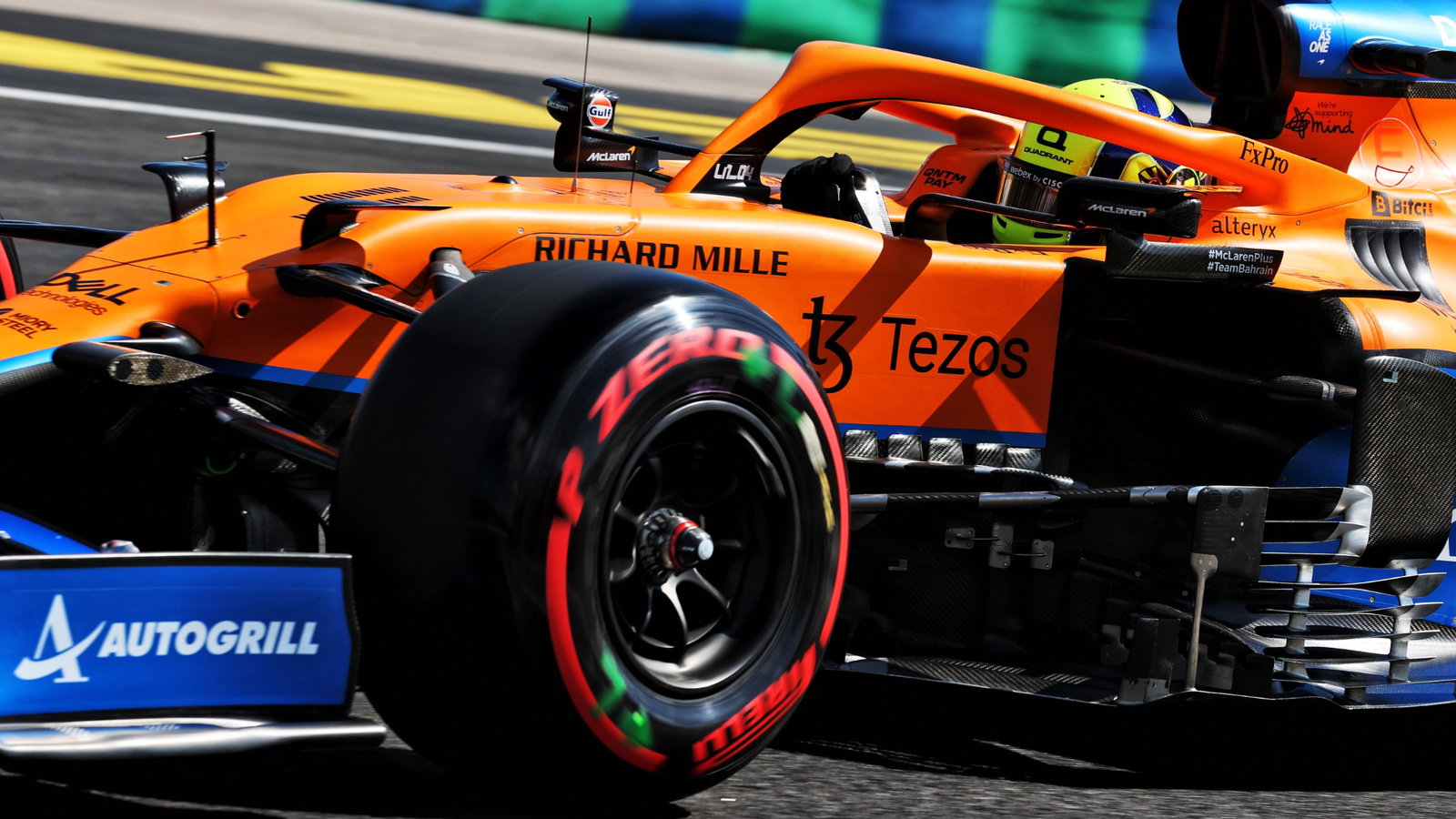 Lando Norris (GBR) McLaren MCL35M.