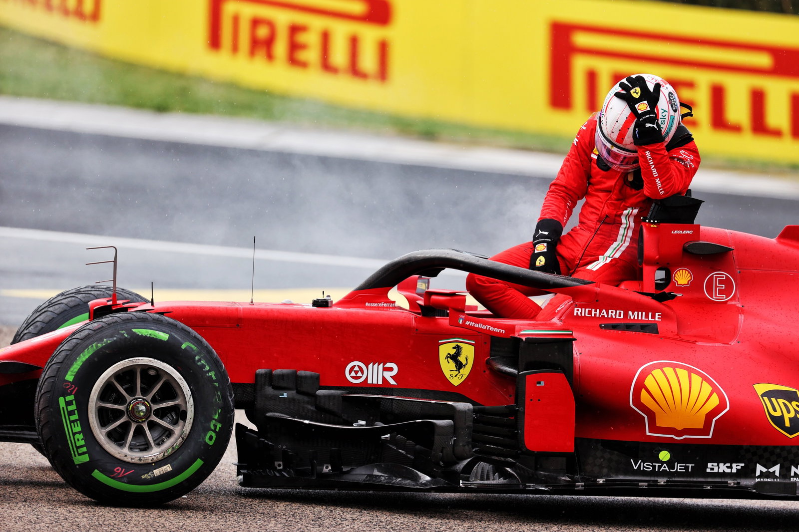 Charles Leclerc (MON) Ferrari SF-21 retired from the race.