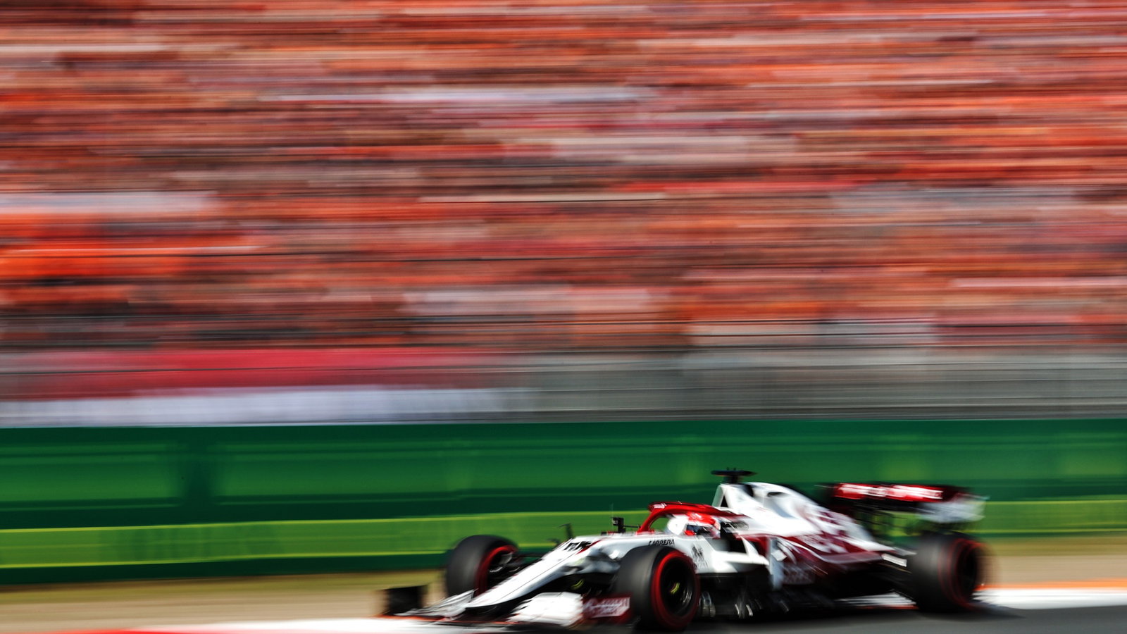 Robert Kubica (POL) Alfa Romeo Racing C39 Reserve Driver.