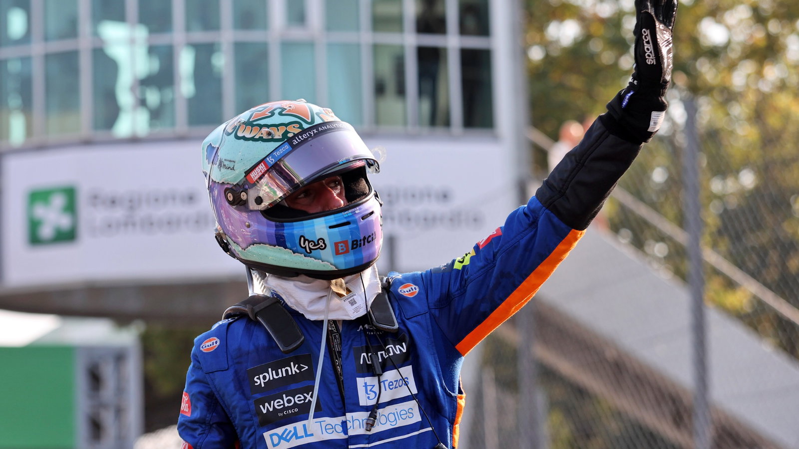 Daniel Ricciardo (AUS) McLaren celebrates his third place in Sprint parc ferme.
