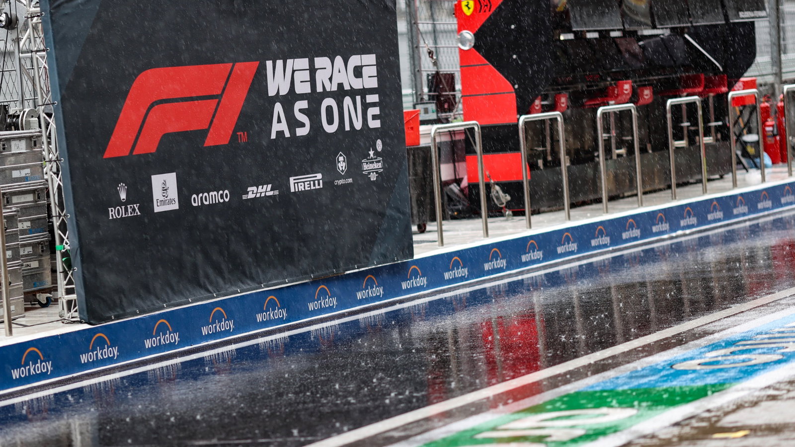 Circuit atmosphere - rain falls in the pits as FP3 is cancelled.