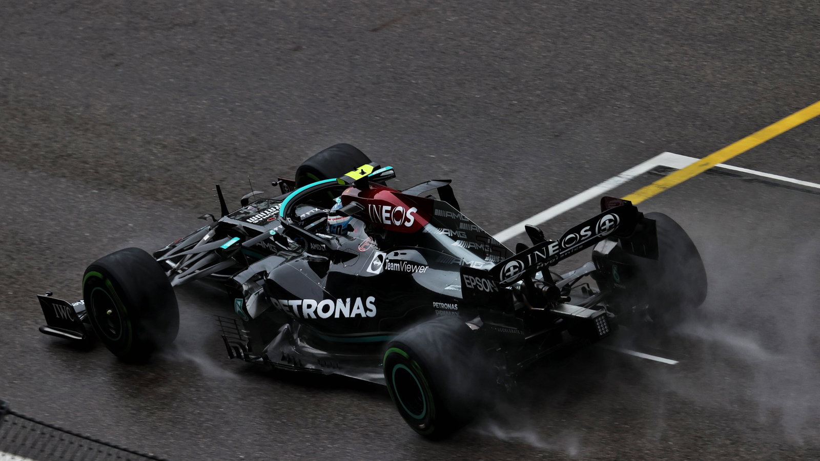 Valtteri Bottas (FIN) Mercedes AMG F1 W12.