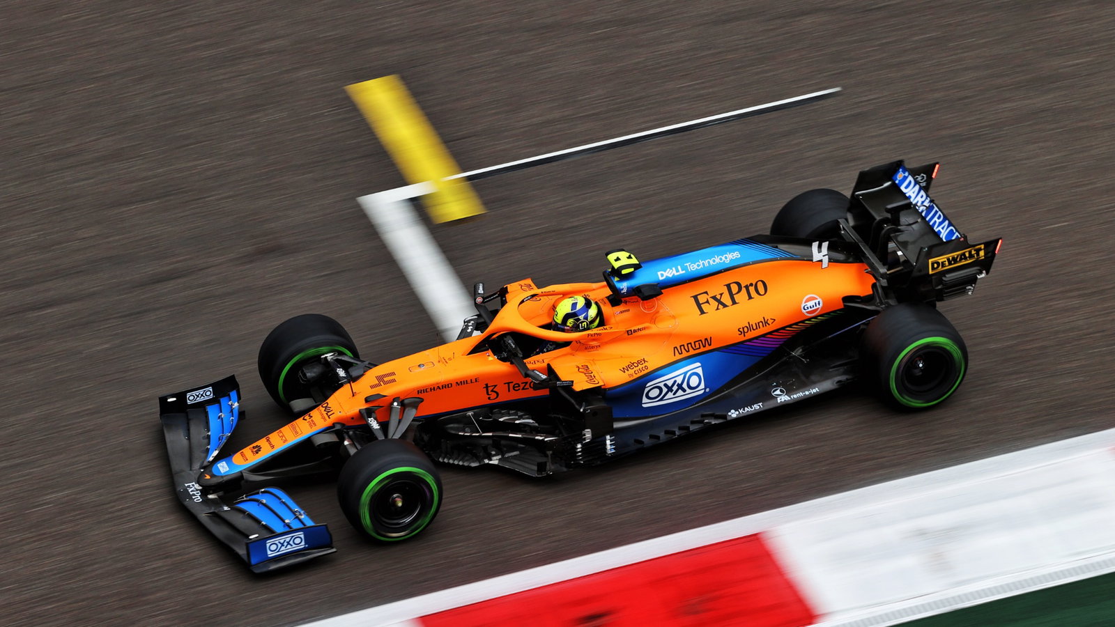 Lando Norris (GBR) McLaren MCL35M.