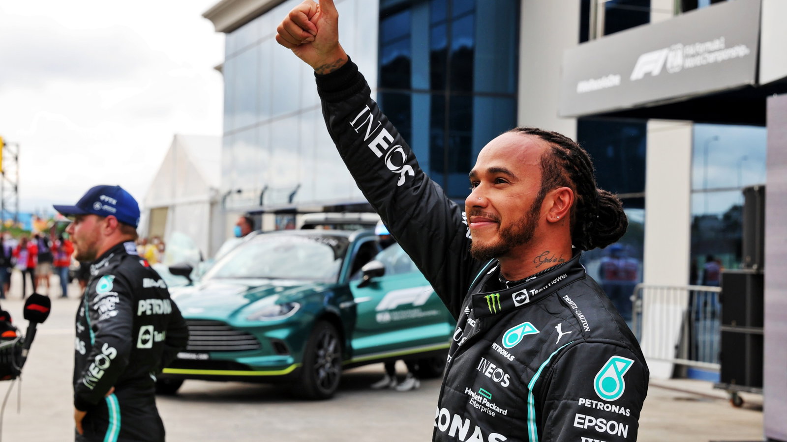 Fastest in qualifying Lewis Hamilton (GBR) Mercedes AMG F1 in parc ferme.