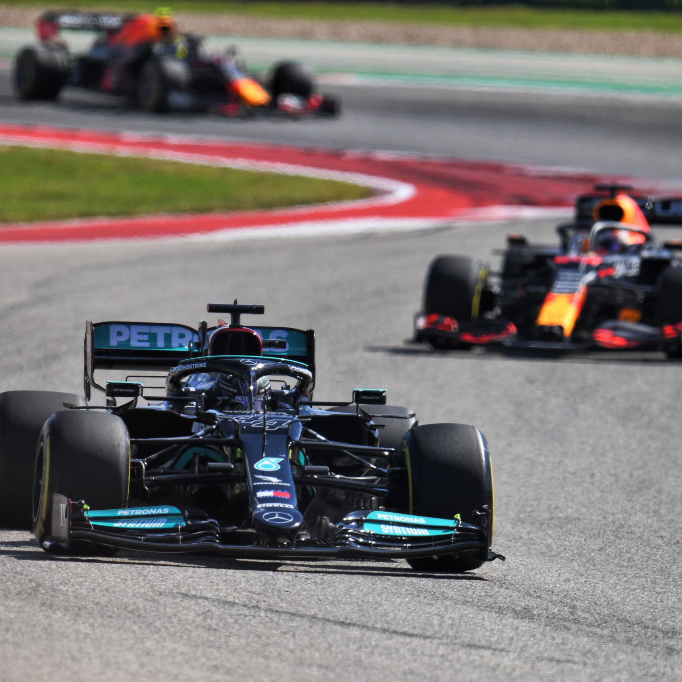 Lewis Hamilton (GBR) Mercedes AMG F1 W12.