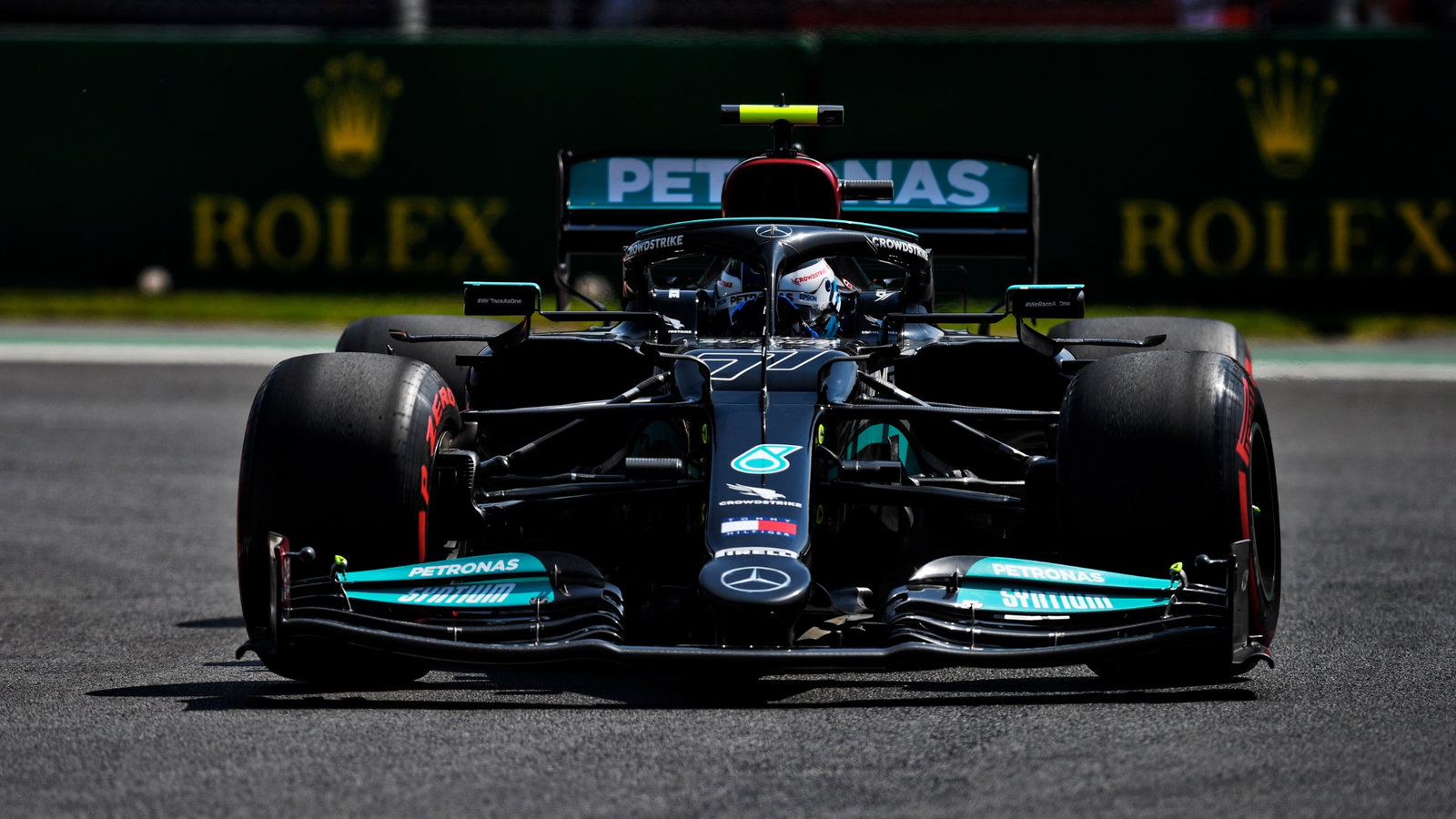 Valtteri Bottas (FIN) Mercedes AMG F1 W12.