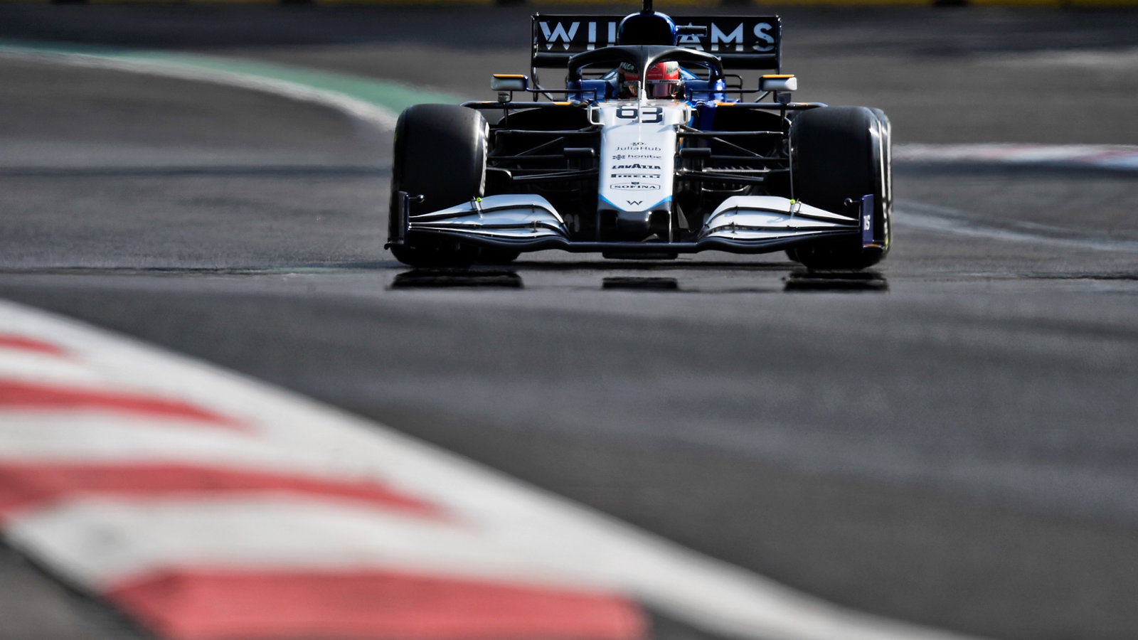 George Russell (GBR) Williams Racing FW43B.