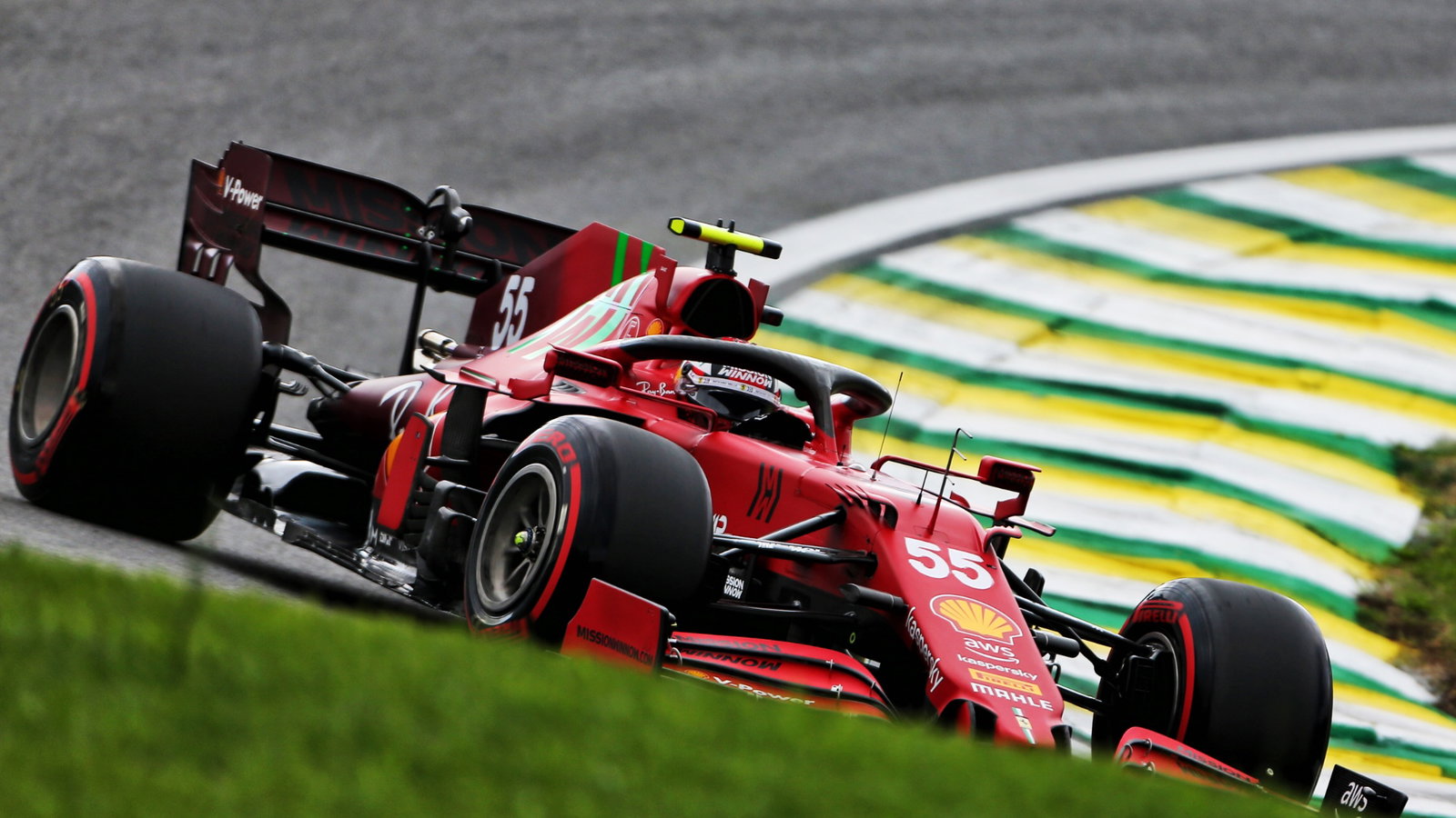 Carlos Sainz Jr (ESP) Ferrari SF-21.