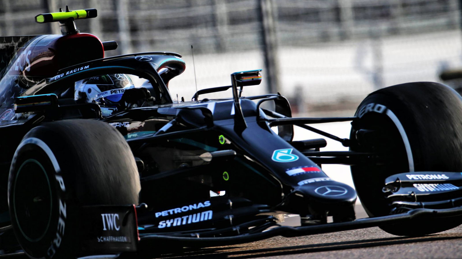 Valtteri Bottas (FIN) Mercedes AMG F1 W11.