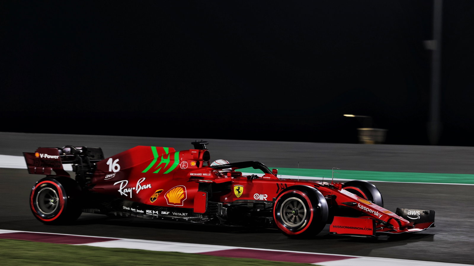 Charles Leclerc (MON) Ferrari SF-21.