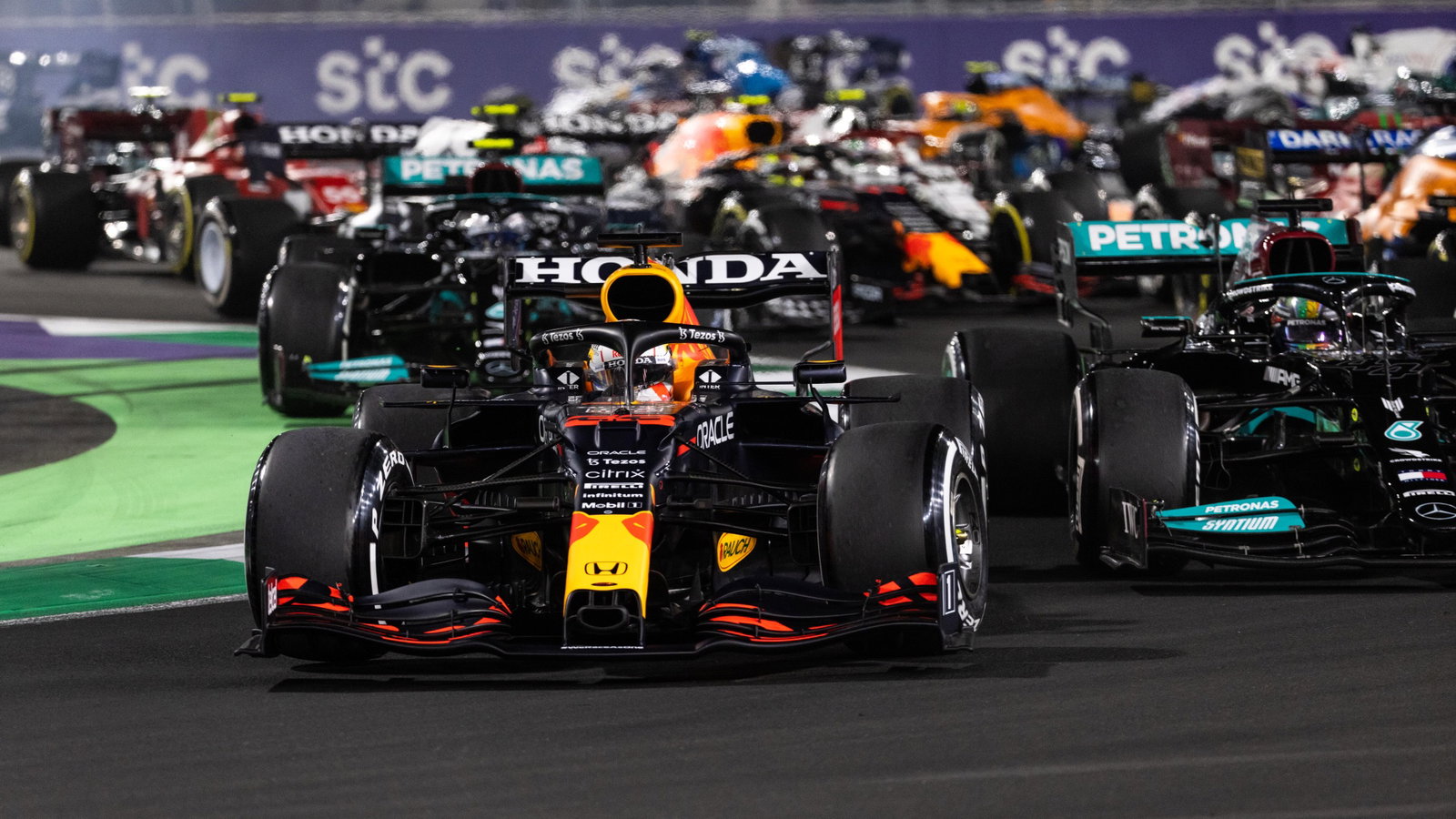 Lewis Hamilton (GBR) Me