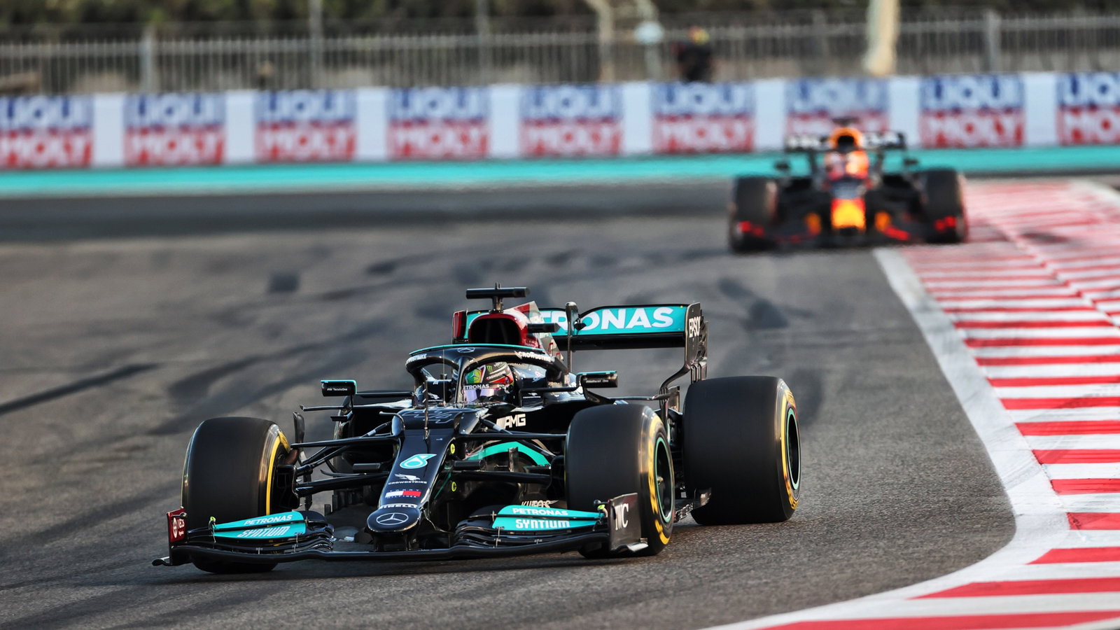 Lewis Hamilton (GBR) Mercedes AMG F1 W12.