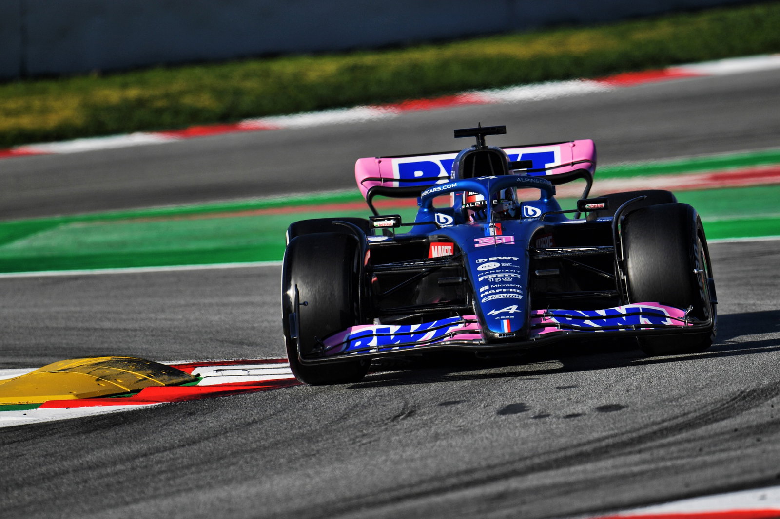 Esteban Ocon (FRA) Alpine F1 Team A522.
