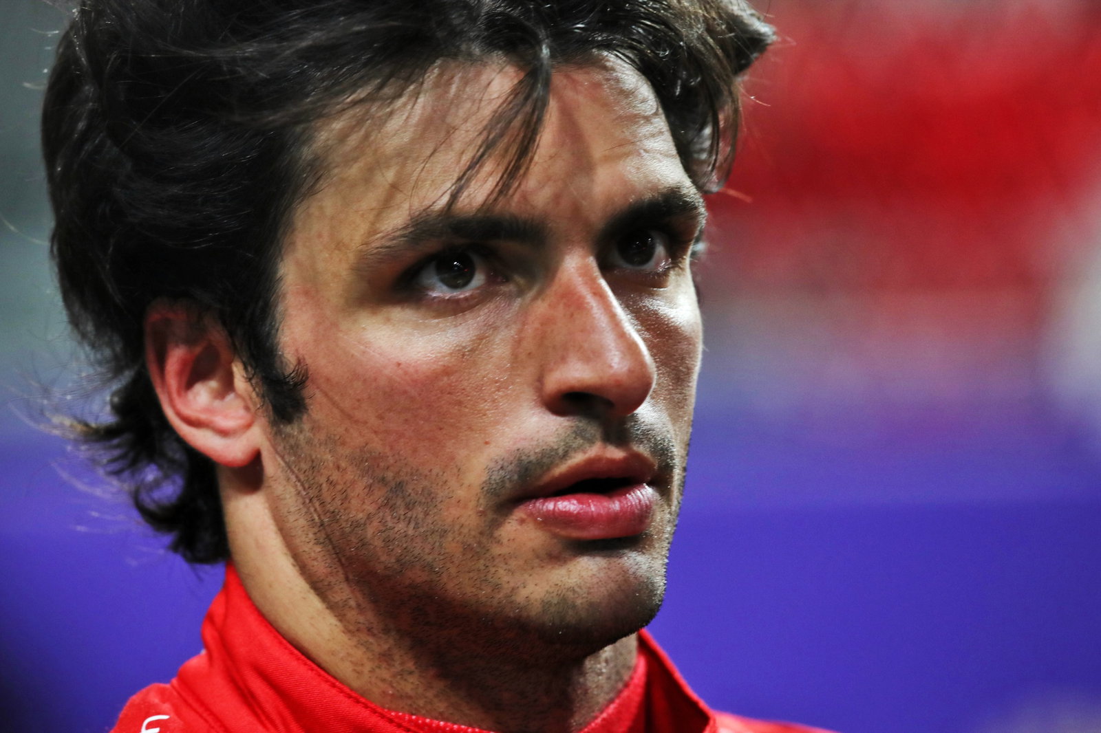 Carlos Sainz Jr (ESP) Ferrari in qualifying parc ferme.