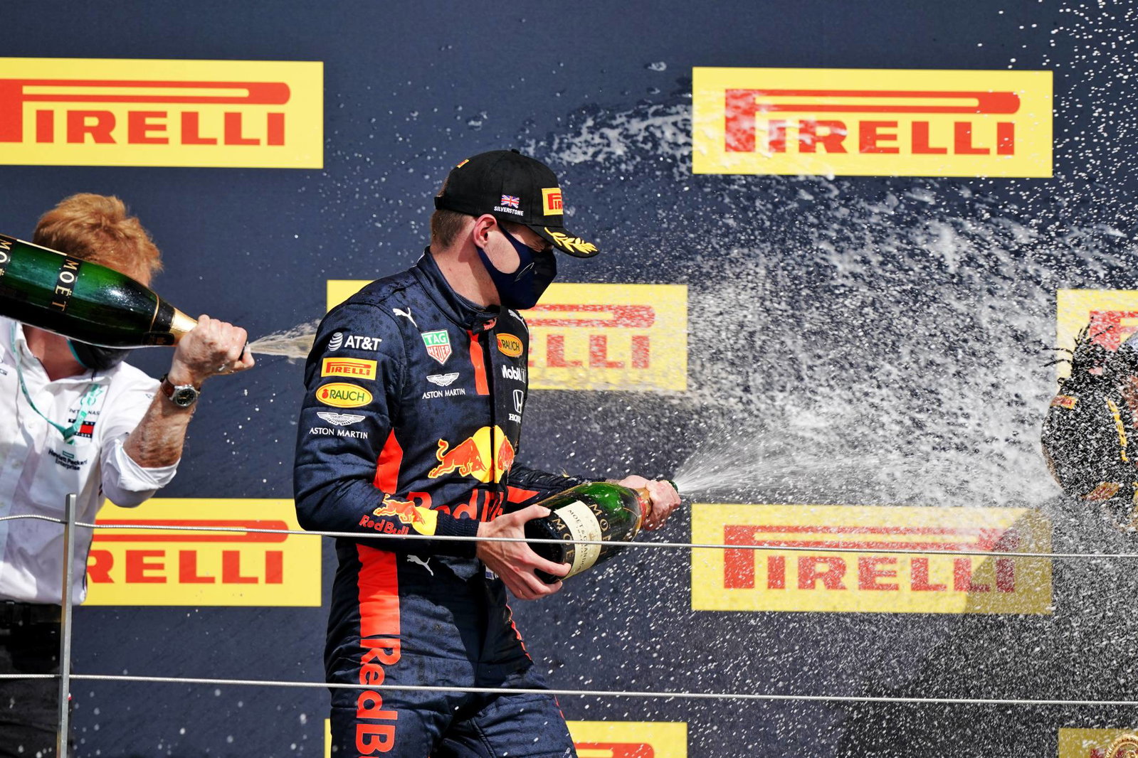 Bagaimana Lewis Hamilton mengendarainya untuk kemenangan F1 GP Inggris