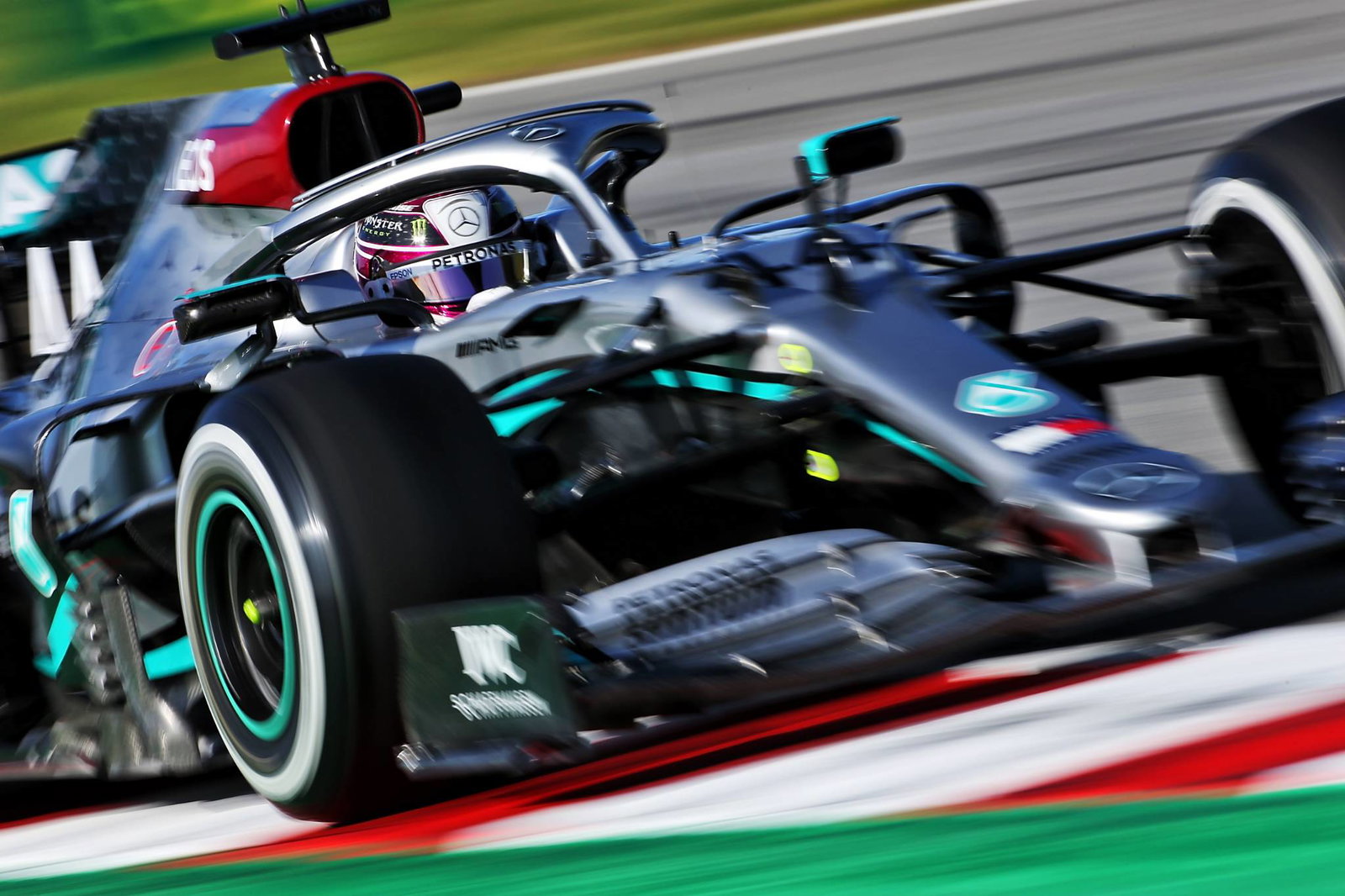 Bernie Ecclestone: Saya akan meninggalkan seluruh musim F1 2020