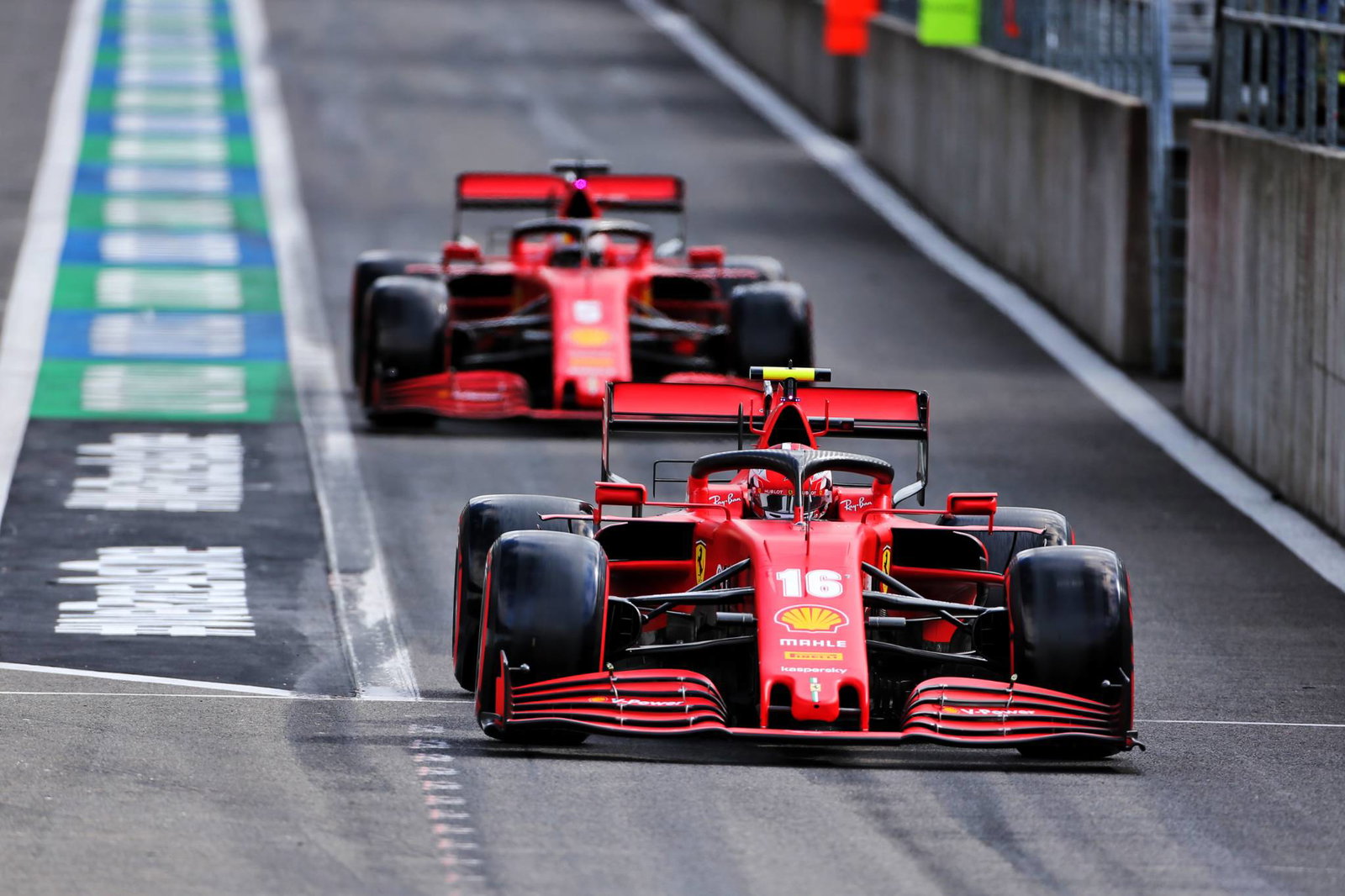Lewis Hamilton mengalahkan rekor lap Spa untuk pole position F1 Belgia GP