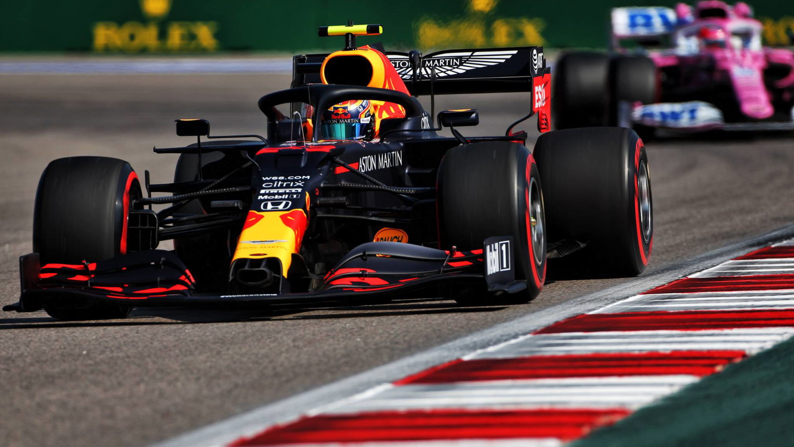 Alexander Albon (THA) Red Bull Racing RB16.