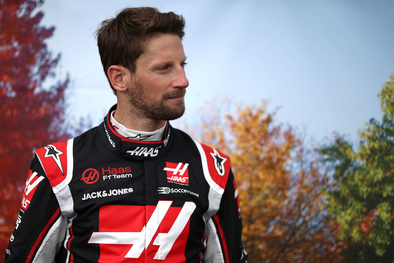 F1 Gossip: Ferrari list three replacements for Vettel?