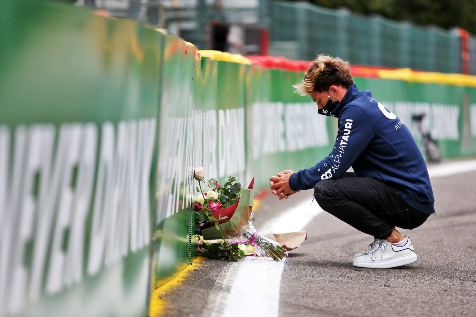Perez tidak berbicara dengan tim F1 lainnya di tengah rumor Vettel