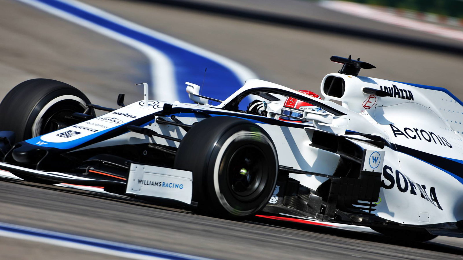 George Russell (GBR) Williams Racing FW43.