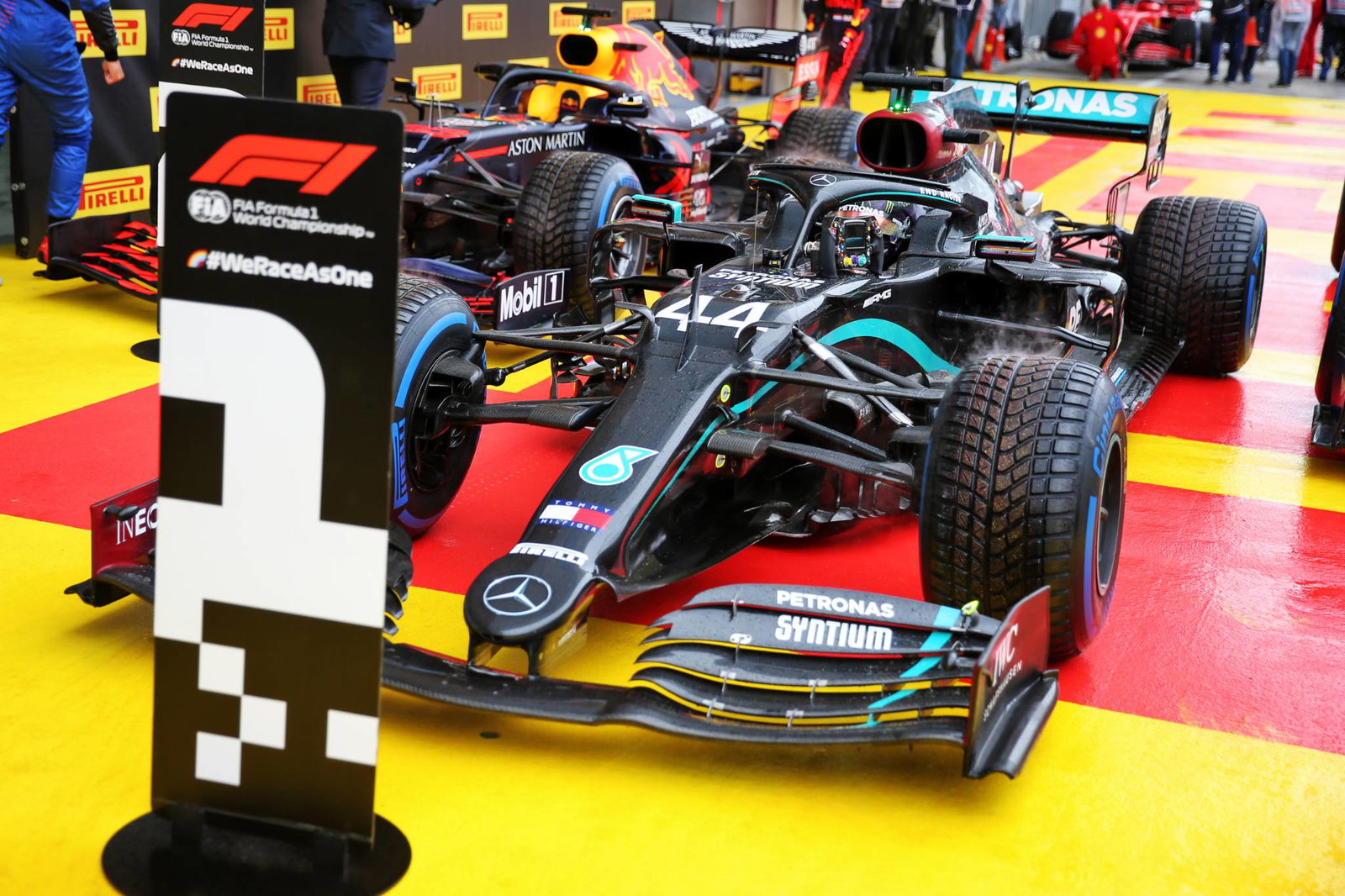 Portimao bersiap untuk pengambilan gambar pada kalender F1 2020 yang direvisi