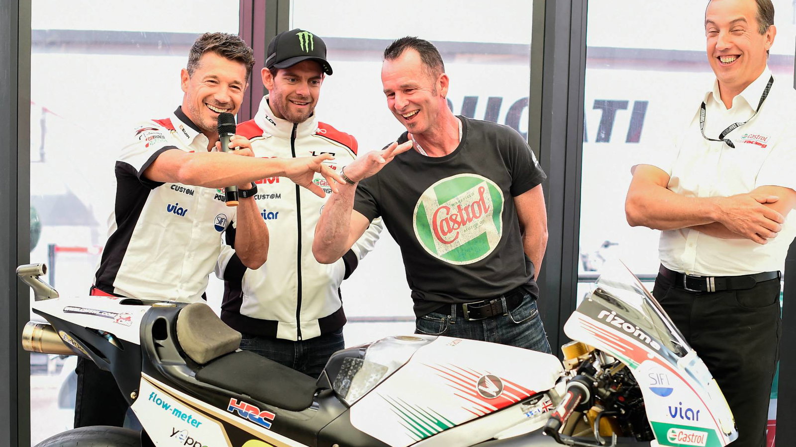 MotoGP Silverstone: Slight joins Crutchlow to unveil Castrol livery