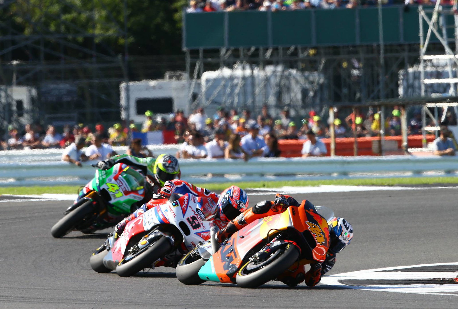 Pedrosa has plate and screws removed