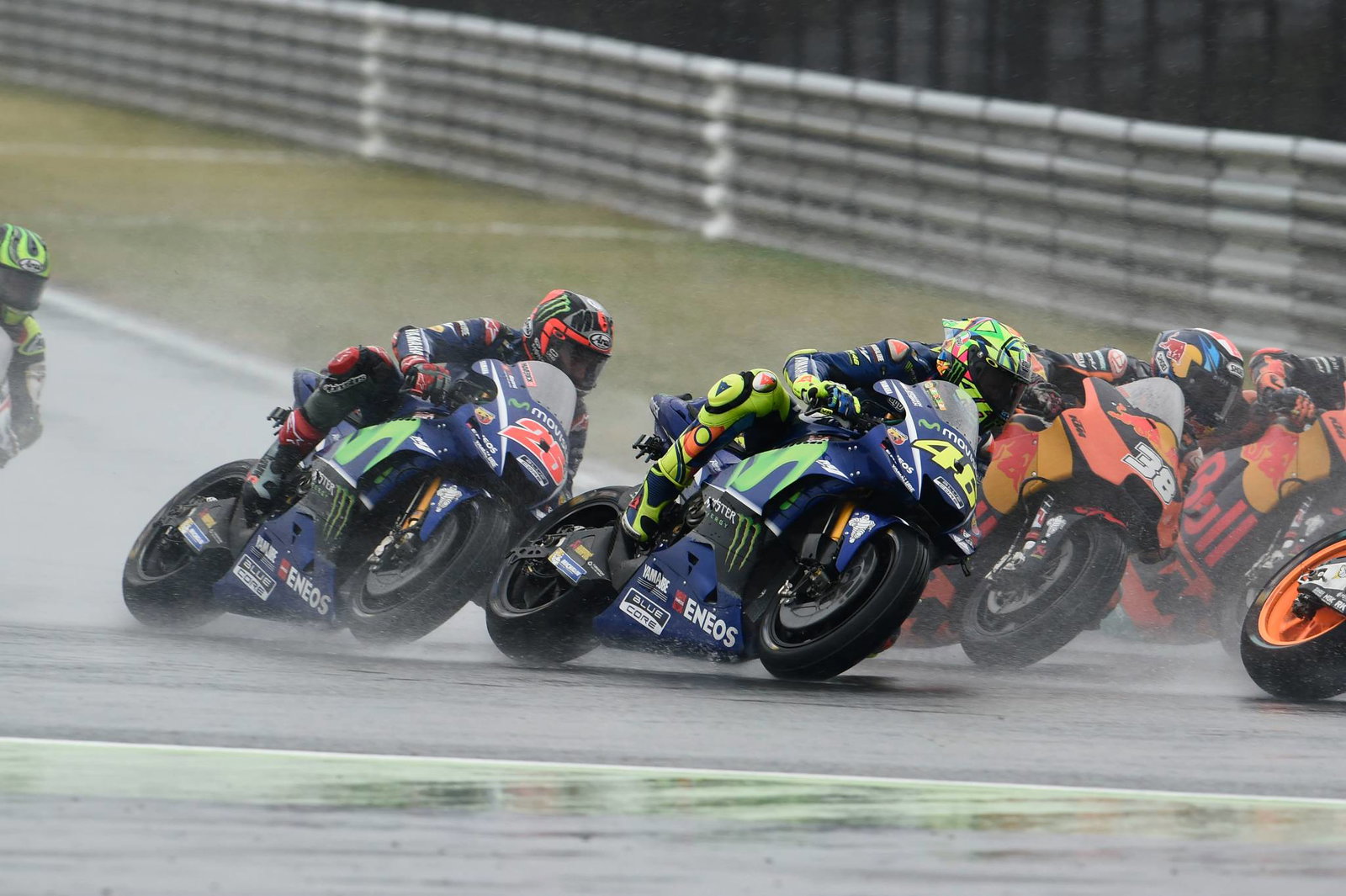 MotoGP Japan: Quick-thinking 'easy' for 'Professor Dovi'
